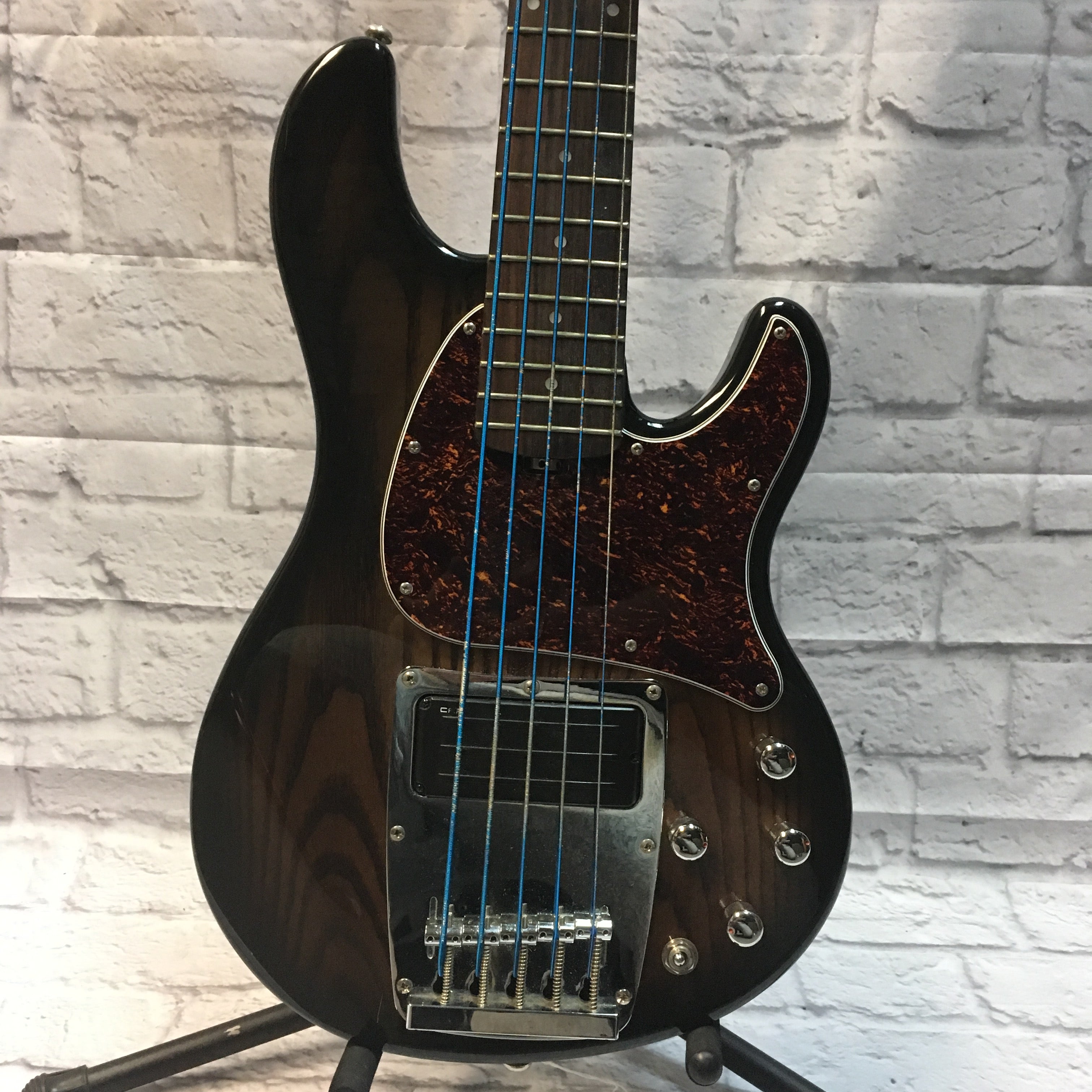 海外ブランド  Ibanez Music Evolution - Bass String 5 ATK ベース