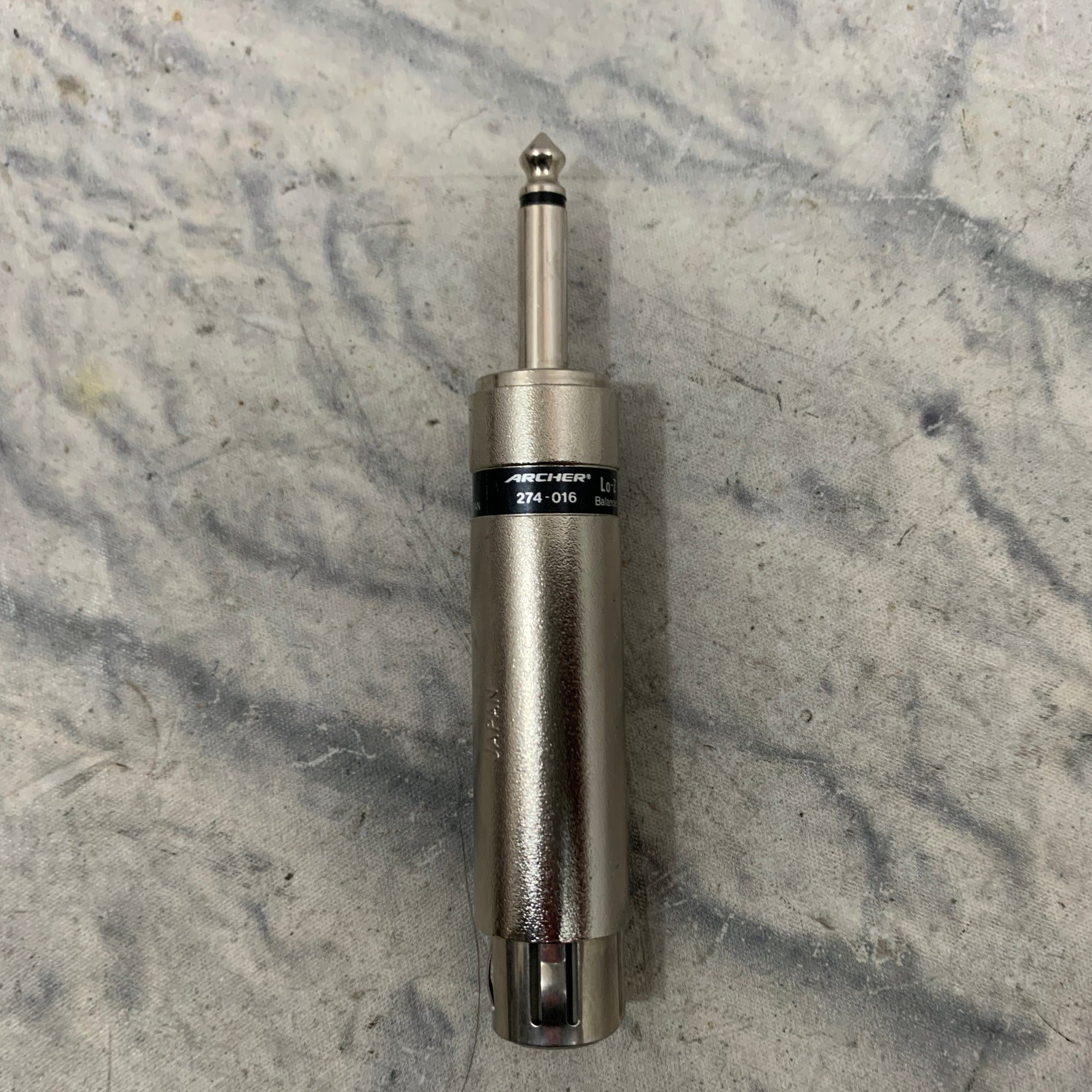 Archer 274-016 Lo-Z to Hi-Z XLR to 1/4" Adapter