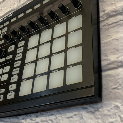Native Instruments Maschine MKII Groove Production Control Surface