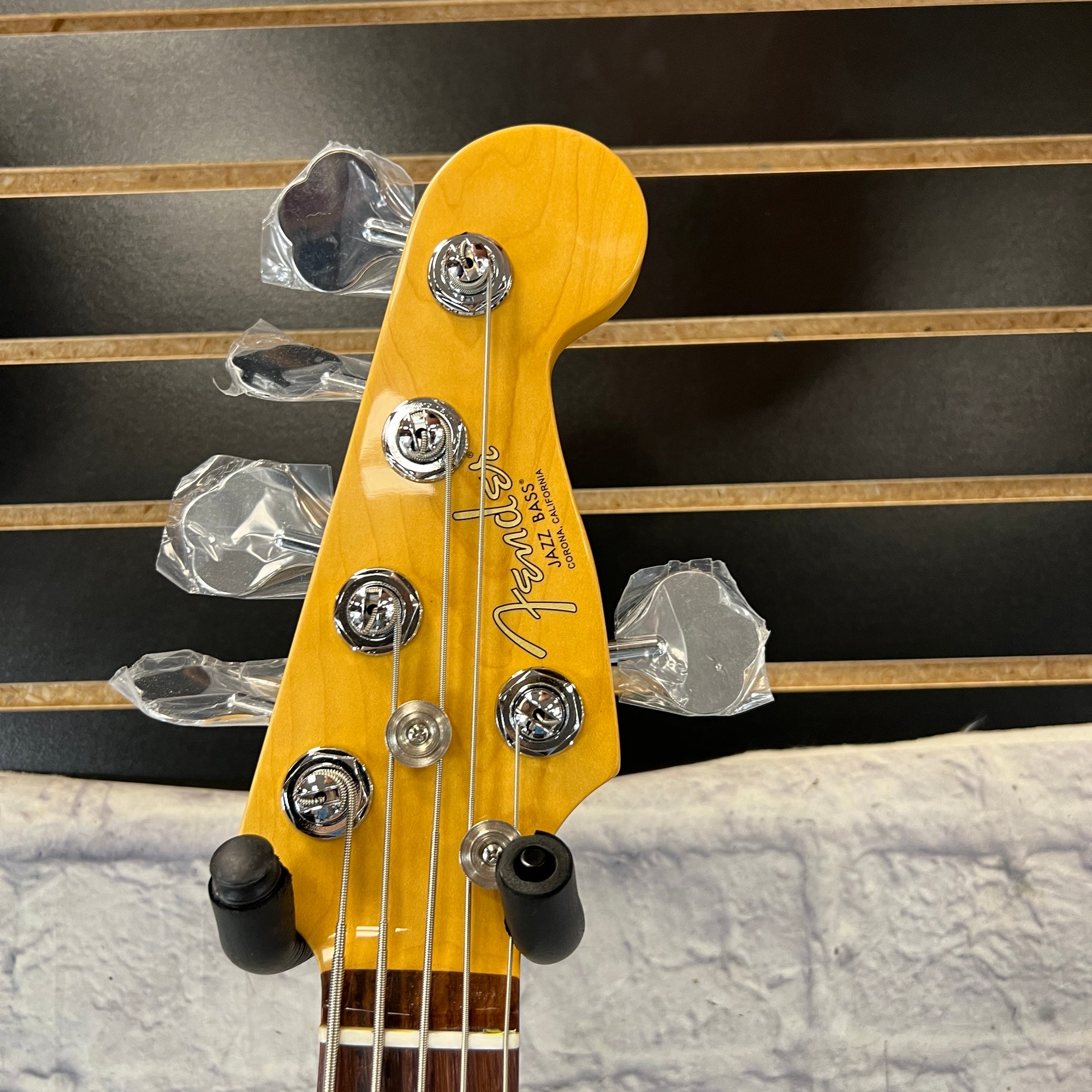 Fender American Professional II Jazz Bass V Sunburst 5 String