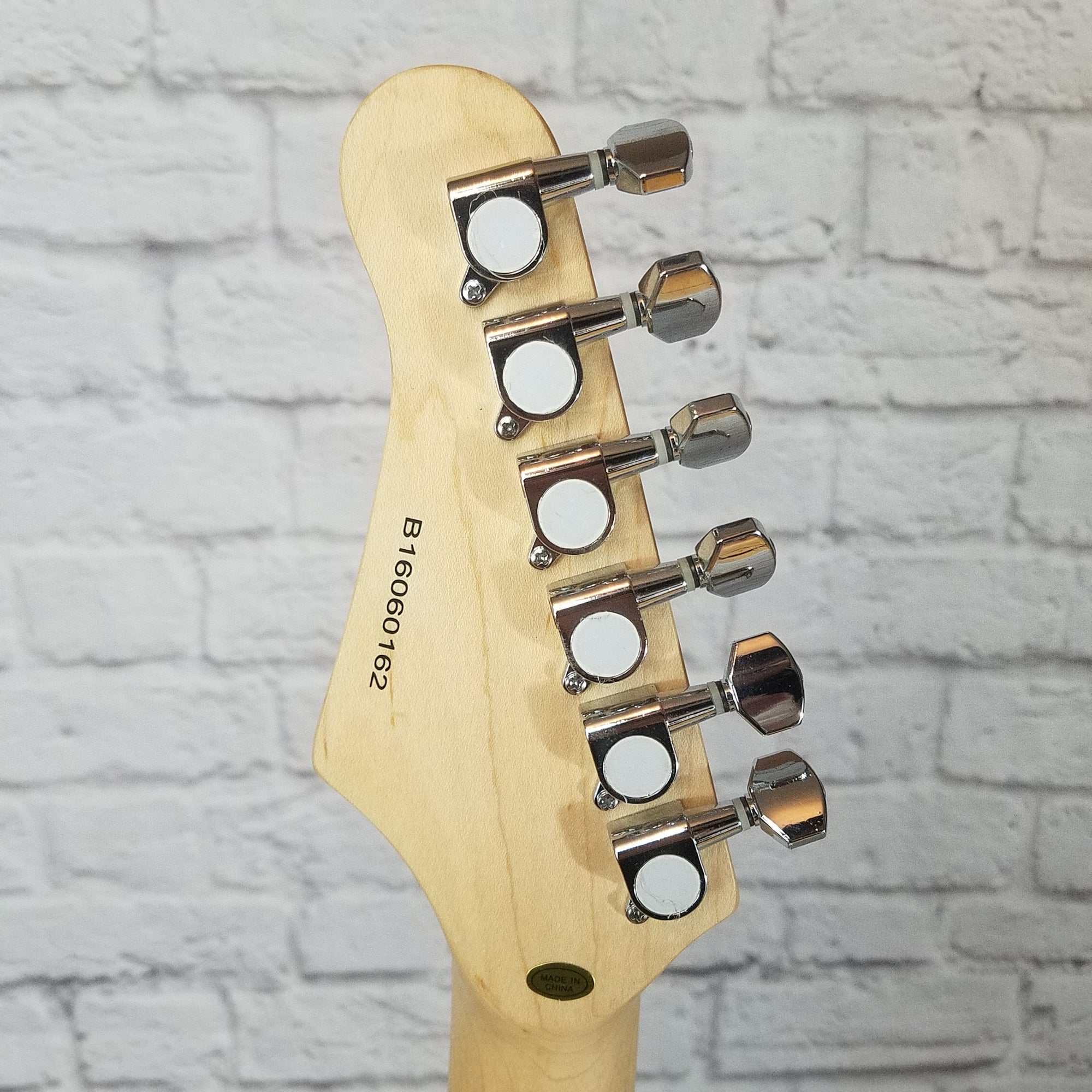 Austin AST100CR Strat-Style Guitar Cream