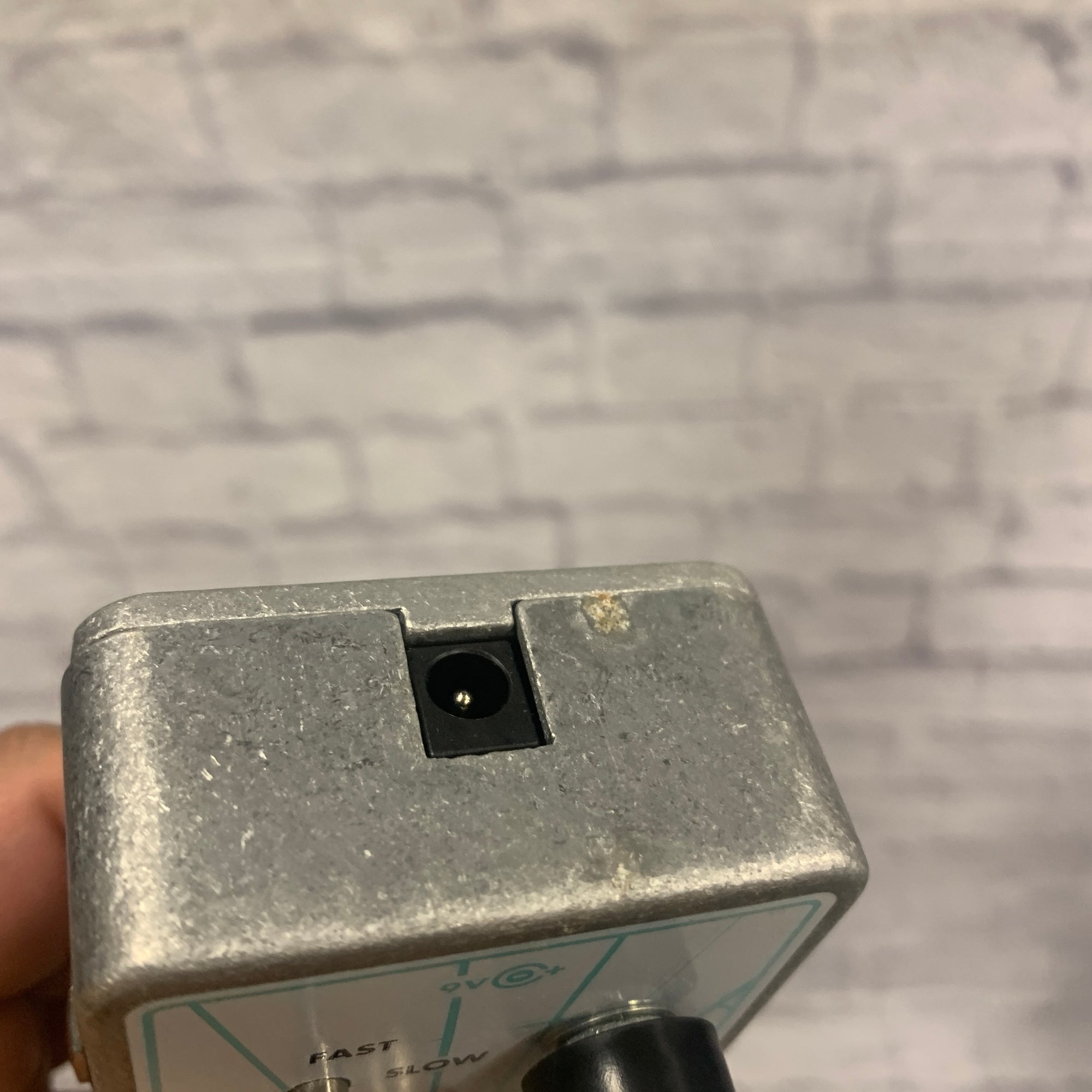 Electro-Harmonix Freeze Sound Retainer Effect Pedal