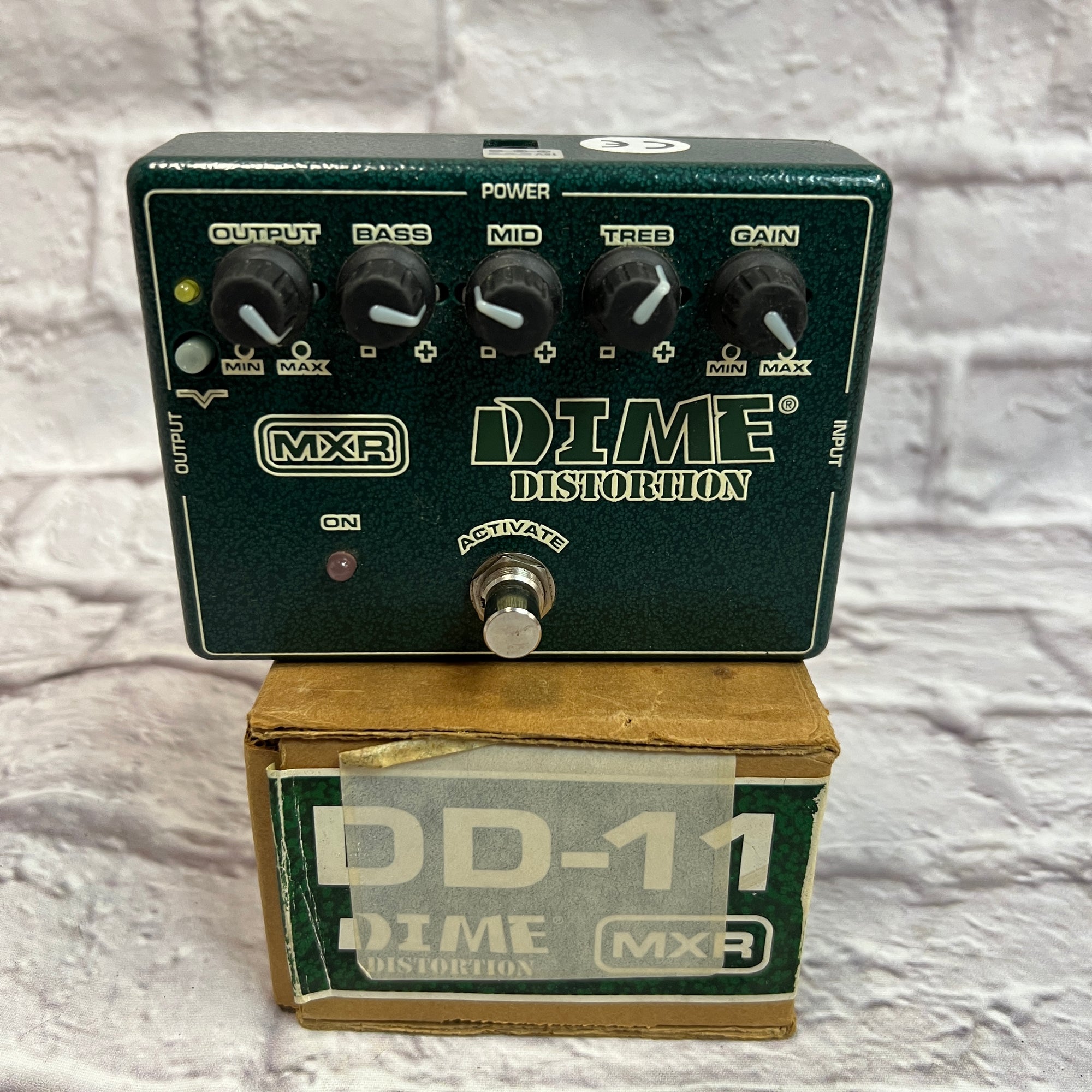 mxr dd11 dime distortion pedal MXR Dime Distortion Pedal