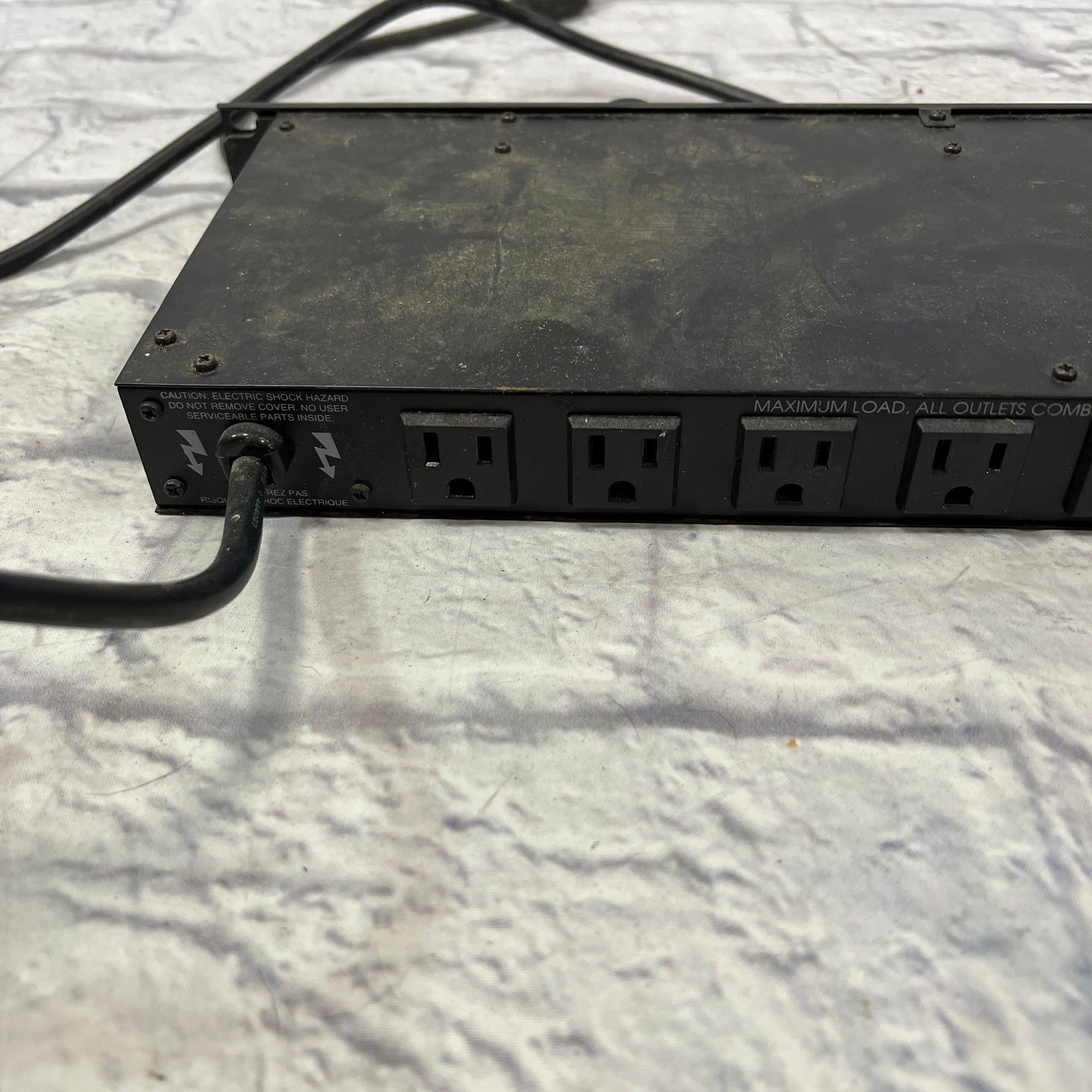 Rack Rider RR15 Power Conditioner