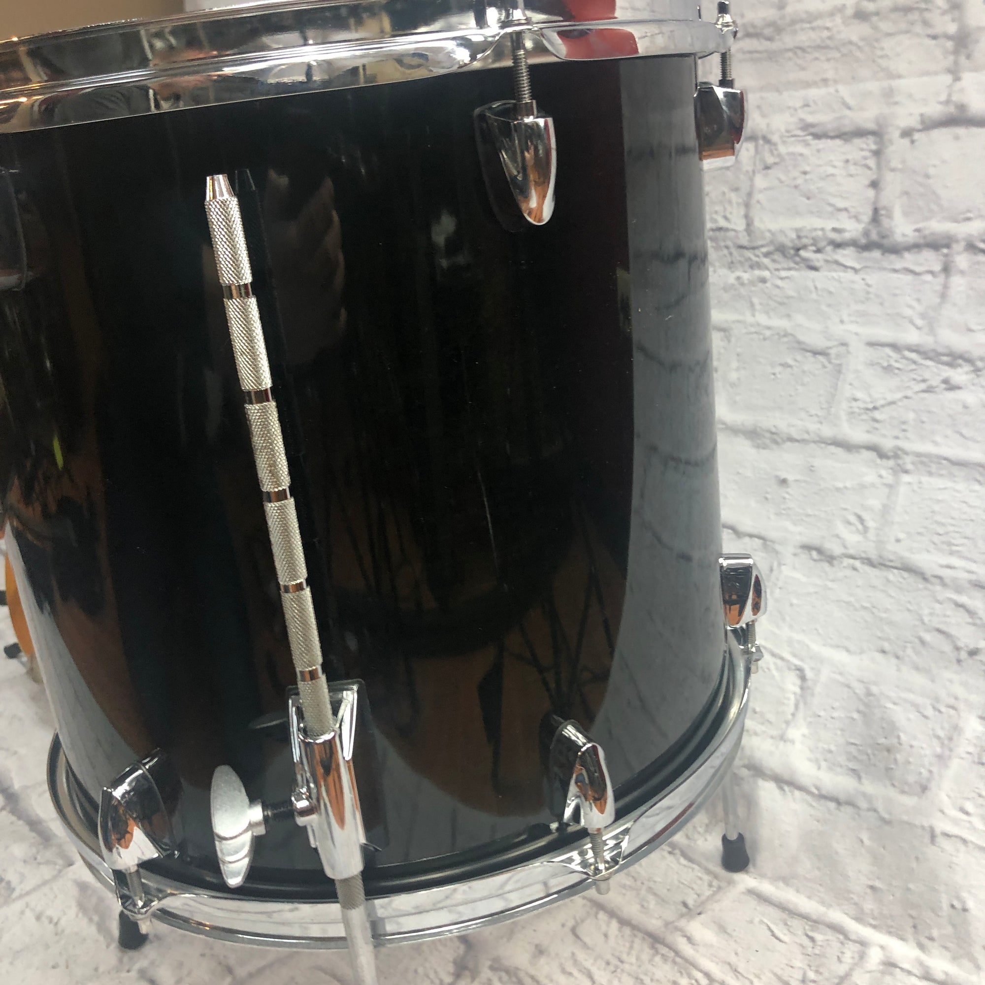 Yamaha 14 Stage Custom Floor Tom Black