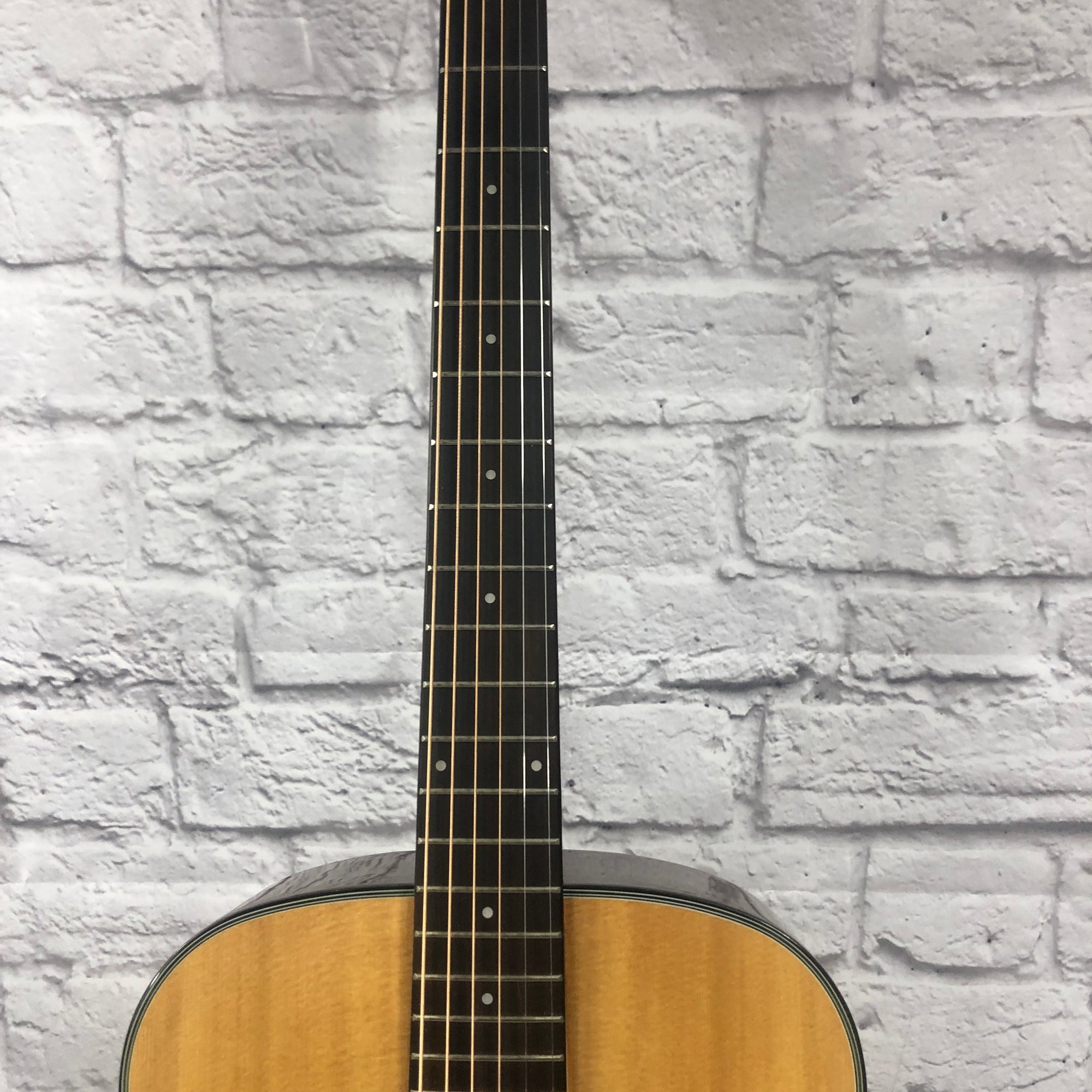 Alvarez RF010 Folk Style Acoustic Electric Guitar