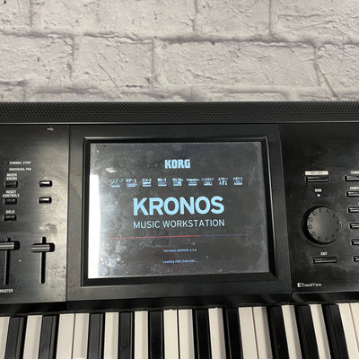 Korg Kronos 2 73-Key Synthesizer