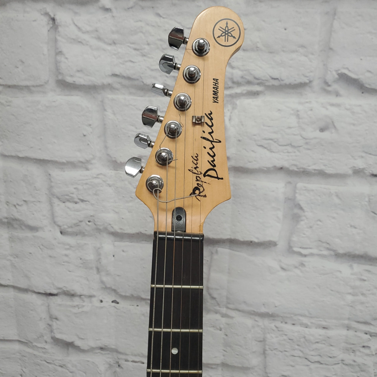 Yamaha Electric Guitar pacifica