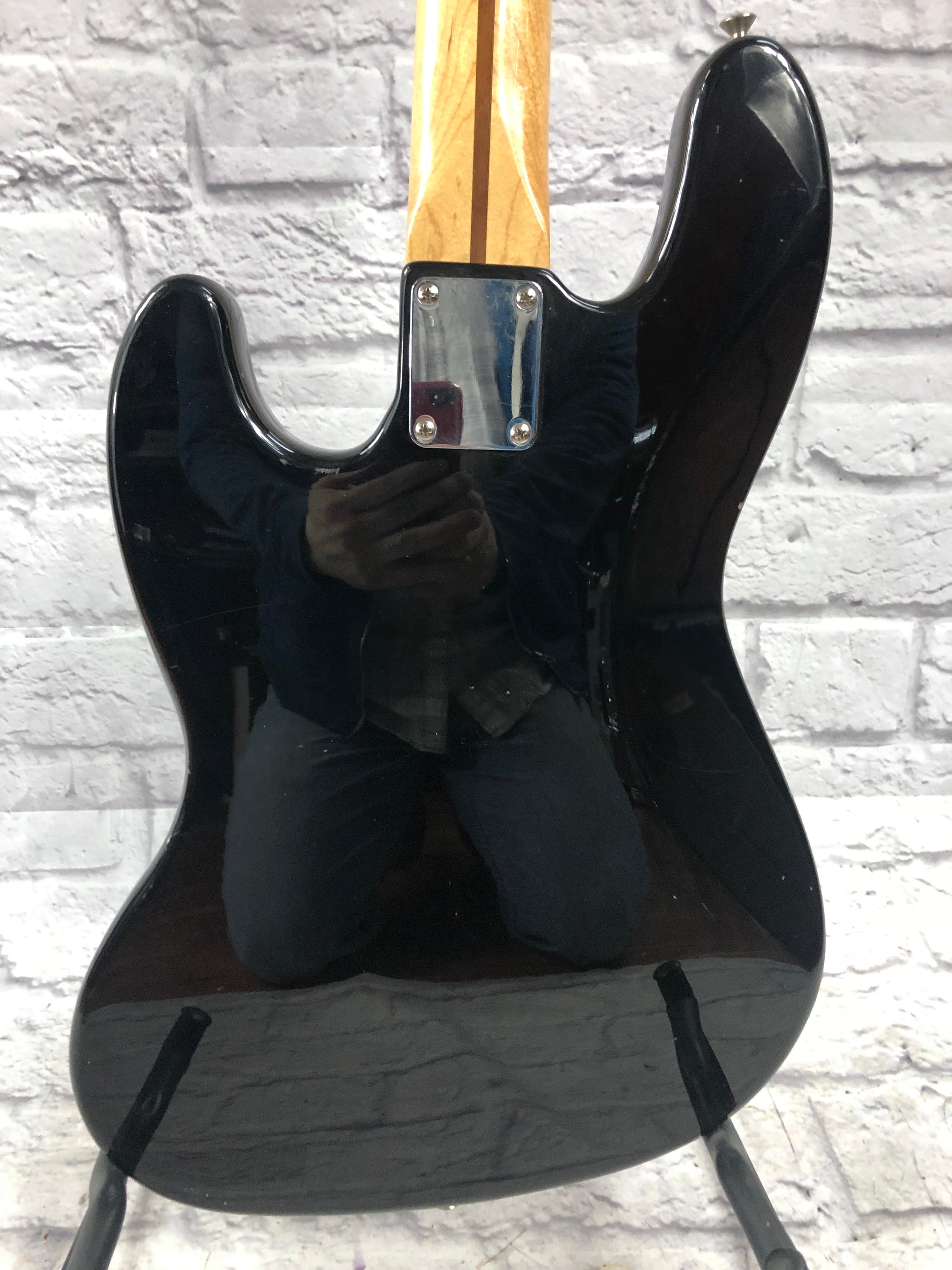 1997 Fender Standard Series Fretless Jazz Bass Made in