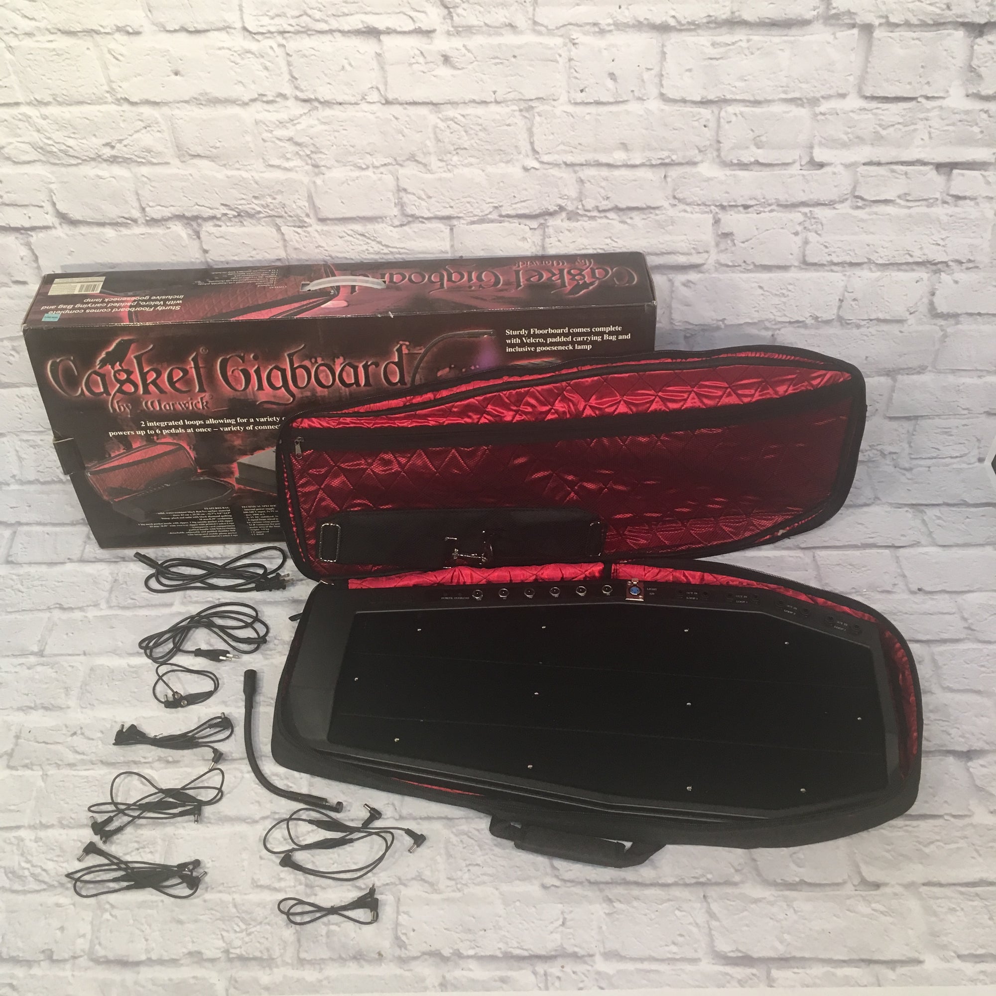 Warwick Casket Gigboard Pedalboard w Orig Box and Bag