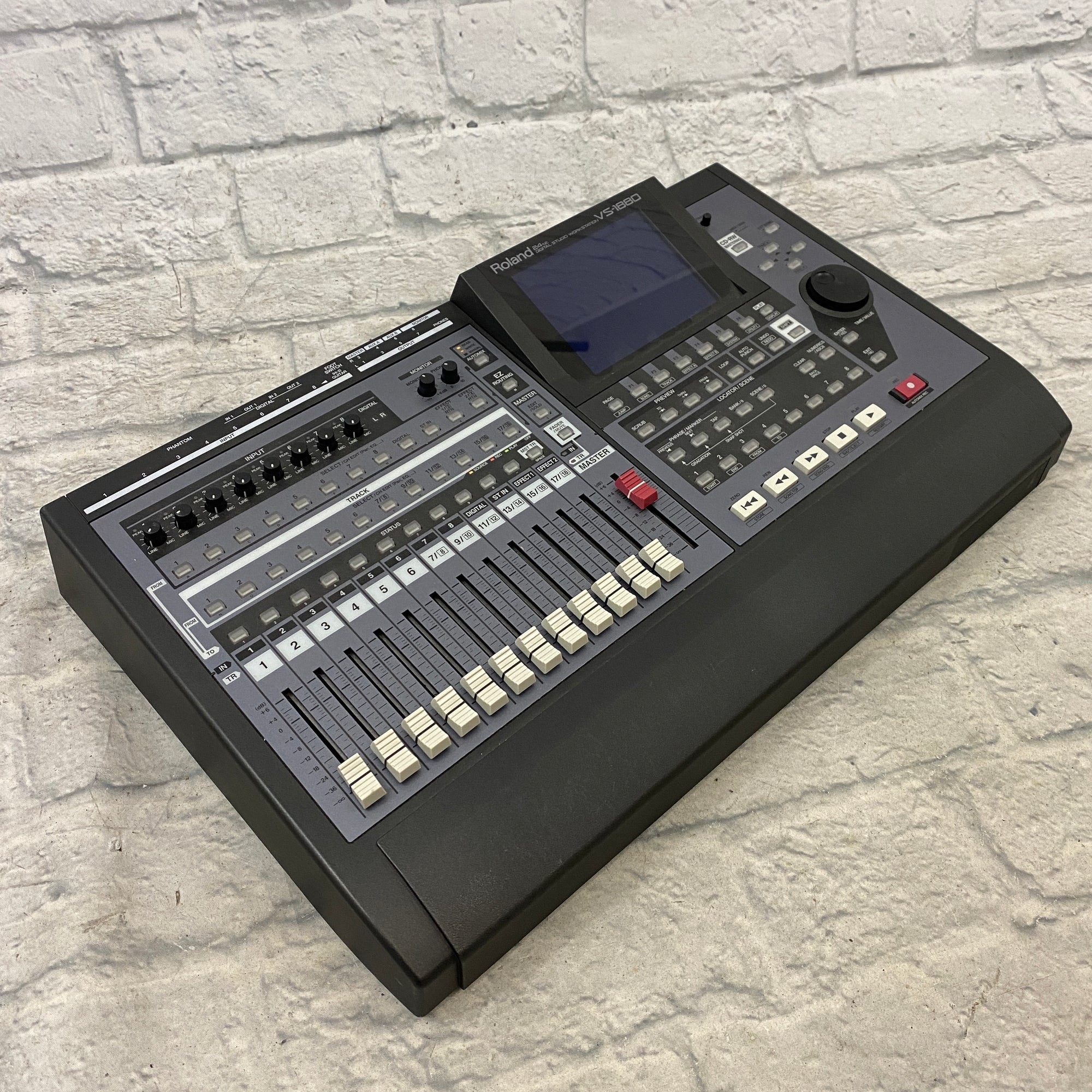 Roland VS-1880 24-bit Digital Studio Workstation