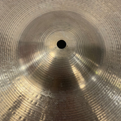 Zildjian Avedis 18 Crash Cymbal (Cracked)