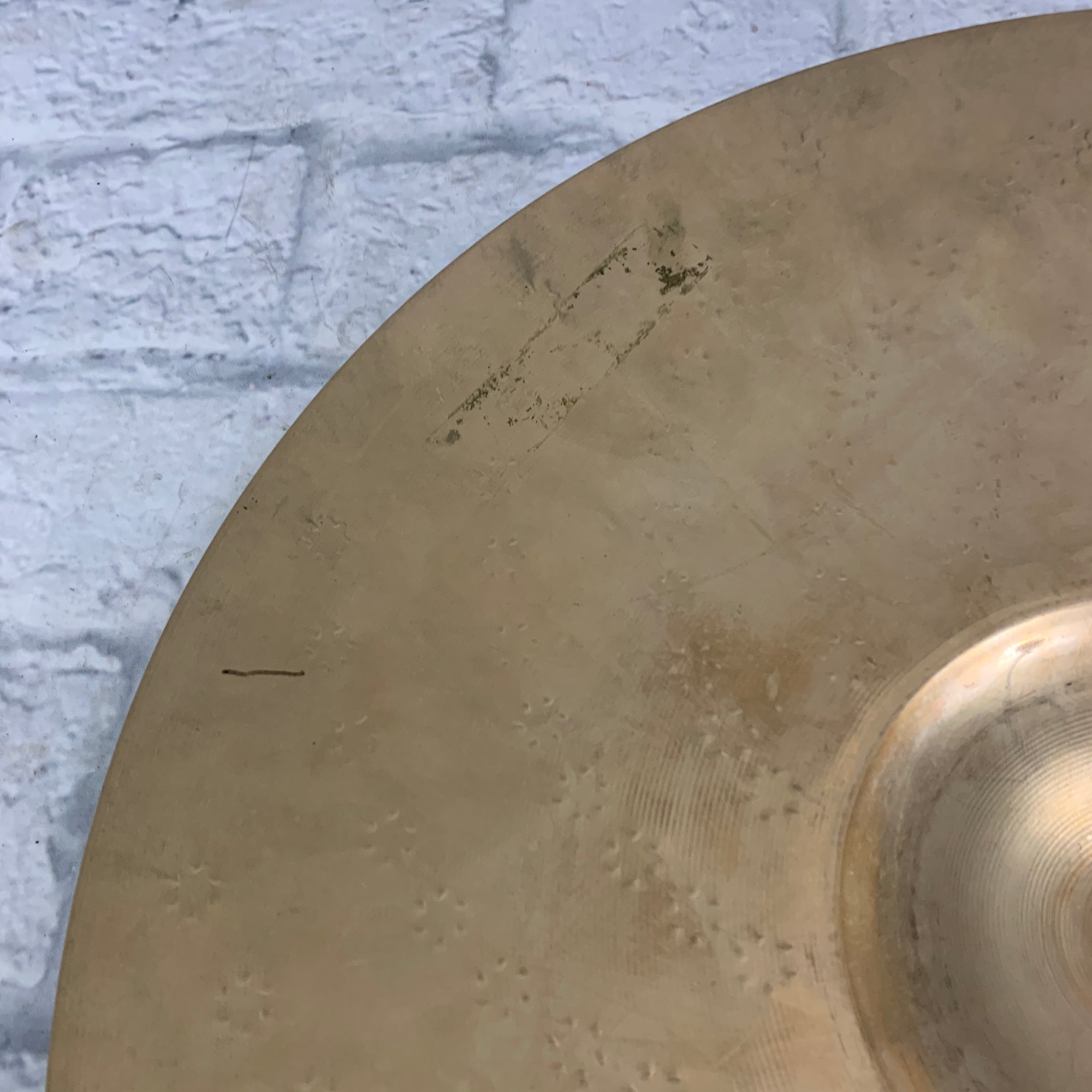 Zildjian 18" Z Custom Medium Crash w/ star hammering