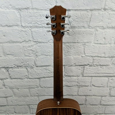 Taylor BT2 Baby Taylor Mahogany Top w/Case