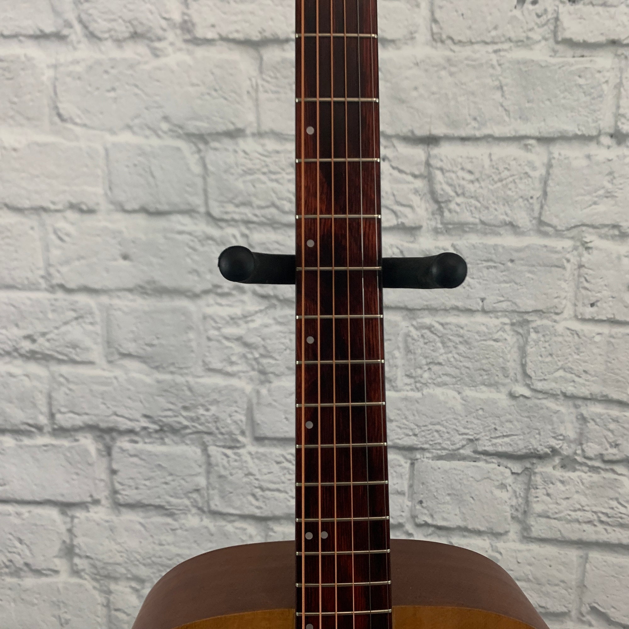 Hagstrom O102S Concert Acoustic Guitar w/ Gig Bag