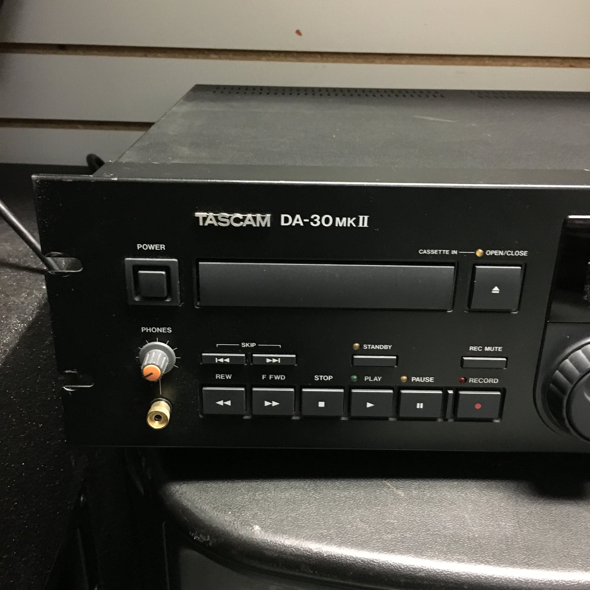 Tascam Da 30 MK II