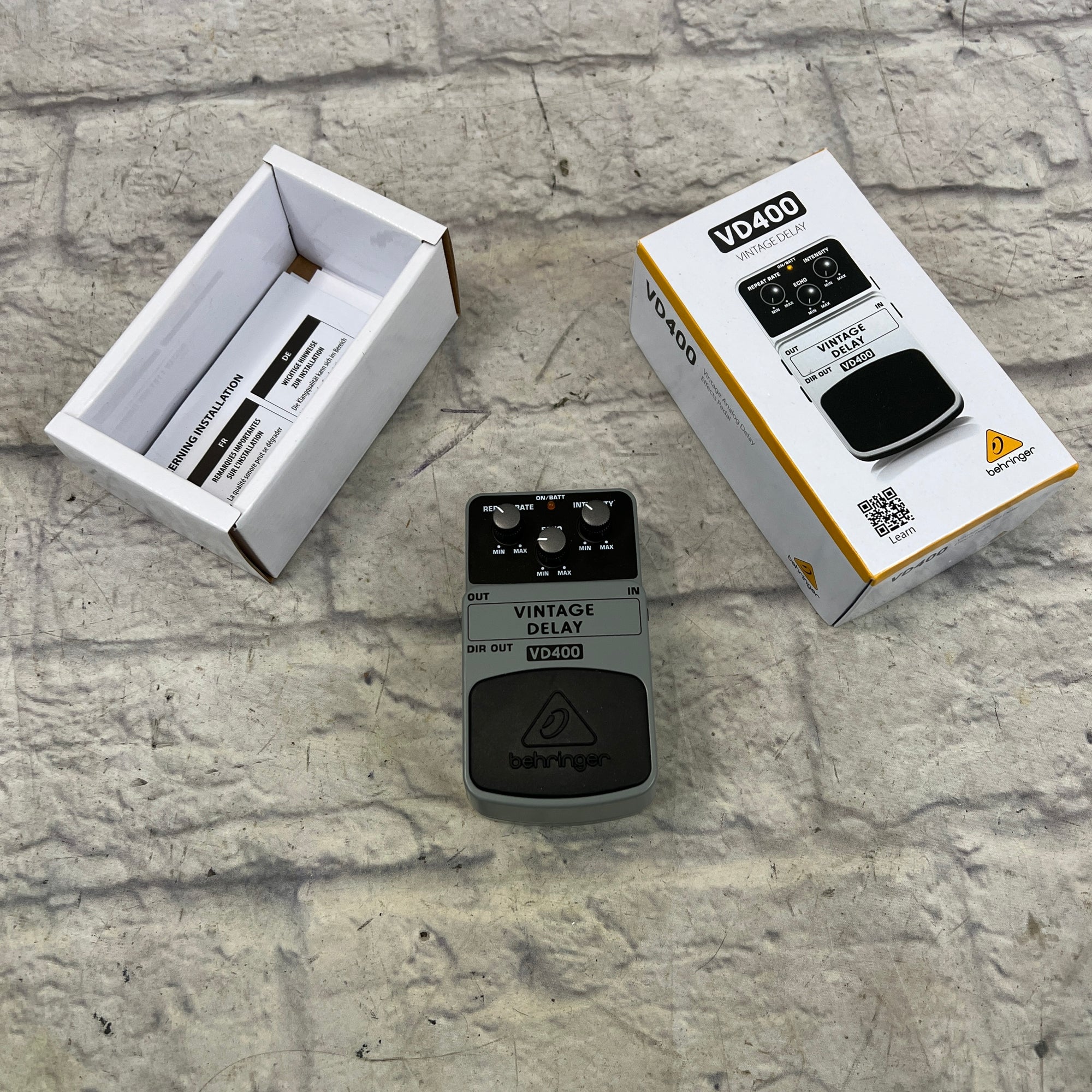 behringer delay pedal Behringer VD400 Delay Pedal