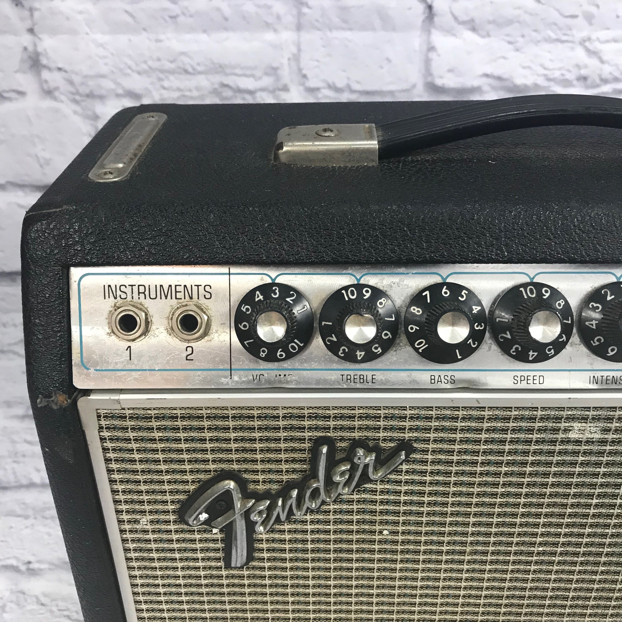 Vintage 1968 Fender Vibro-Champ Tube Guitar Amplifier