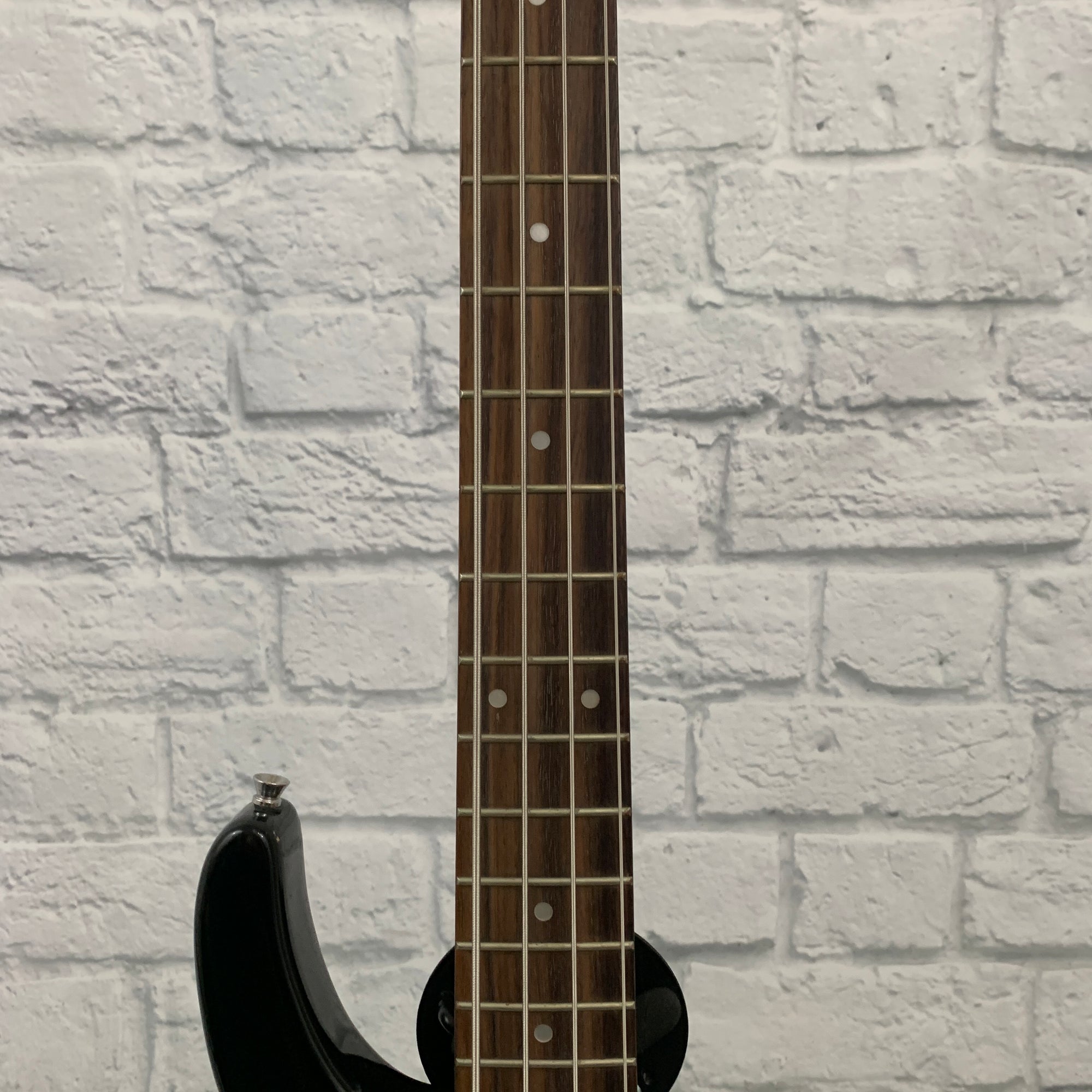 Rogue Series II SX100B 4 String Bass