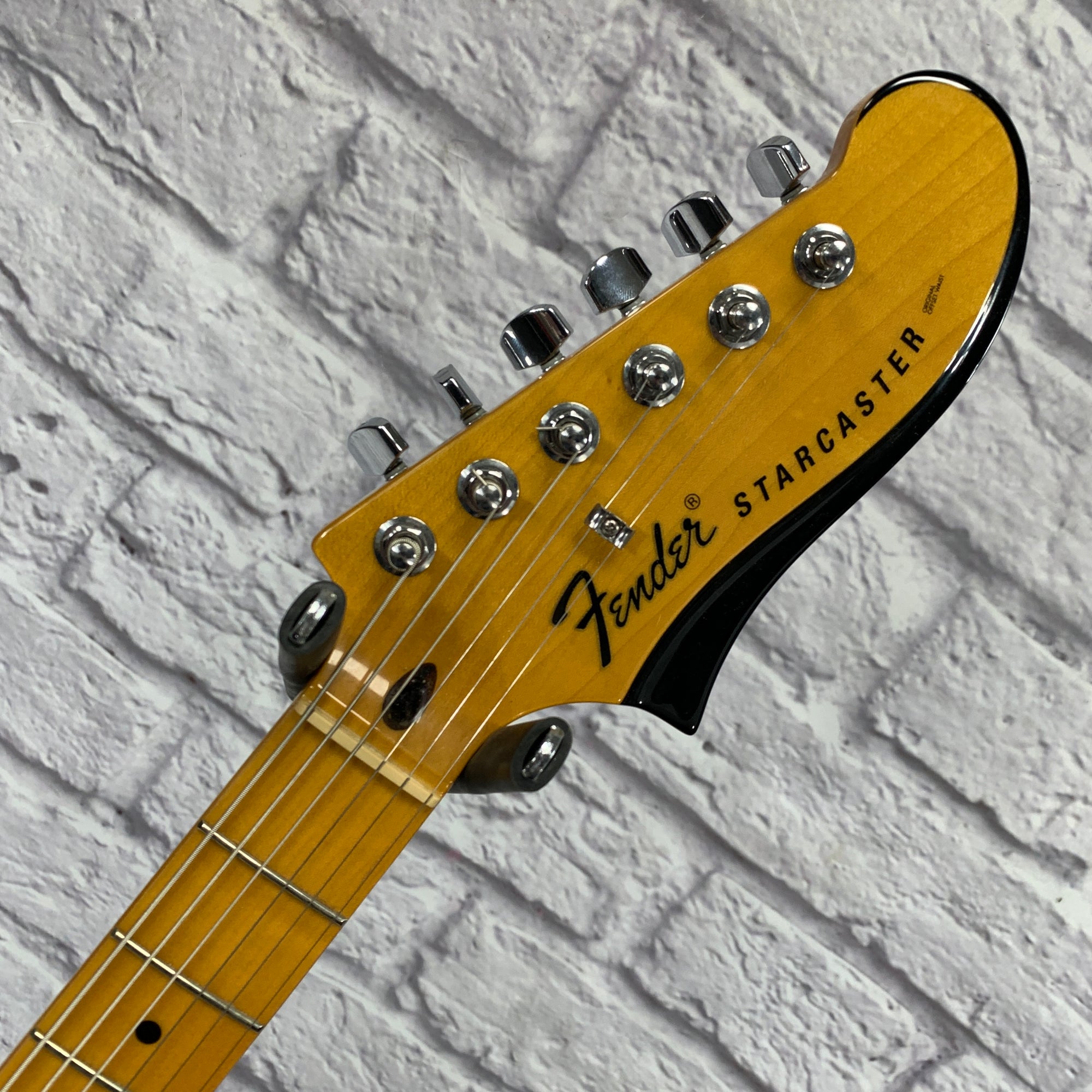Fender Modern Player Starcaster