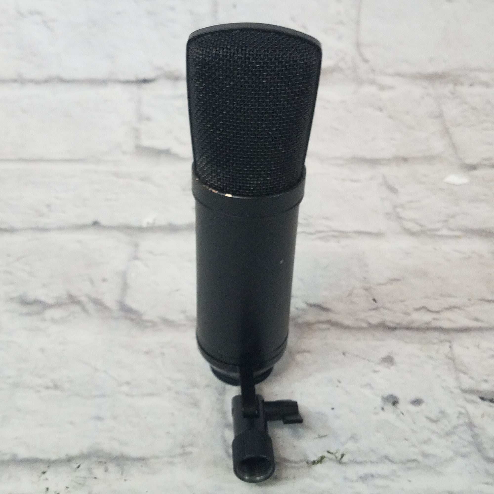 MXL V63 Large Diaphragm Condenser Microphone