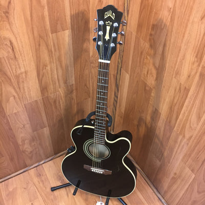 Charvel 150 Sec W/ Case (Electronics non-functioning)
