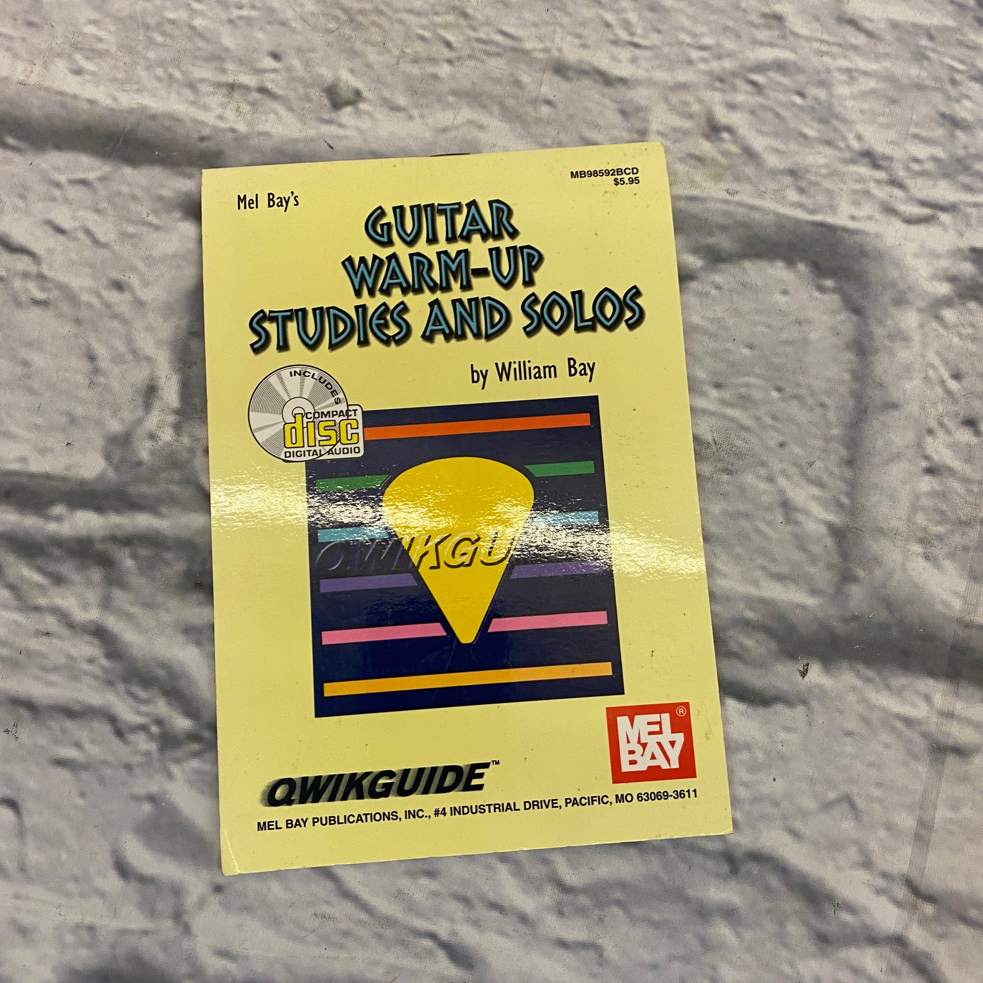 Mel Bay Guitar Warm-Up Studies & Solos Qwikguide