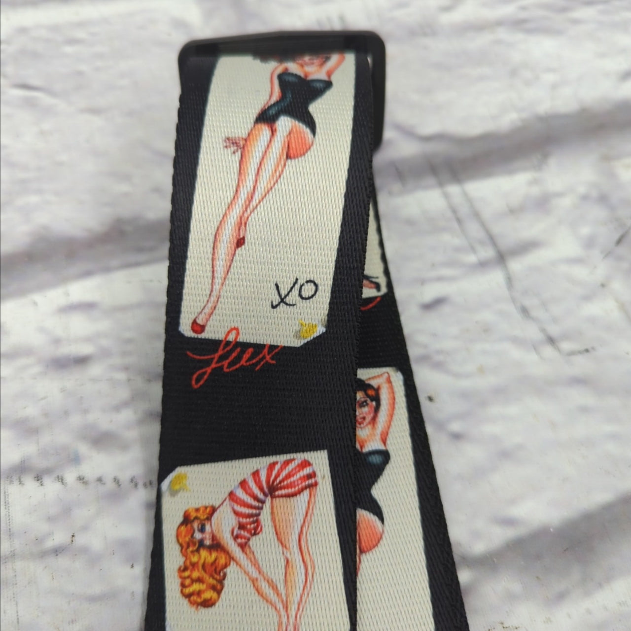 Levy's Leathers  Pin-Up Design MPS2-072 2" Sonic Art Series Polyester Guitar Strap