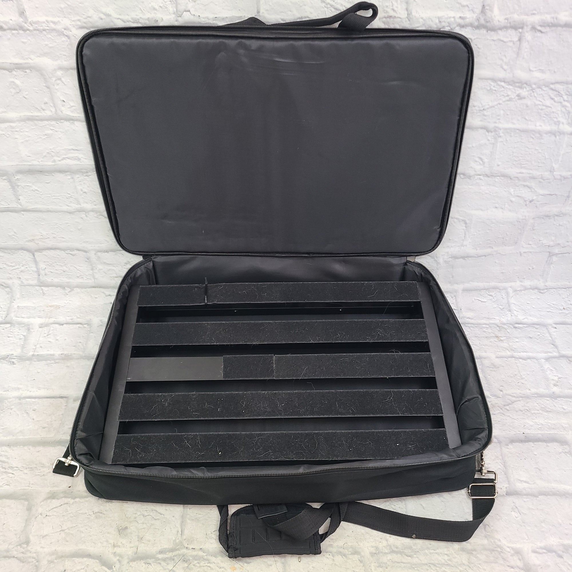 Pedaltrain Novo 24  Pedal Board