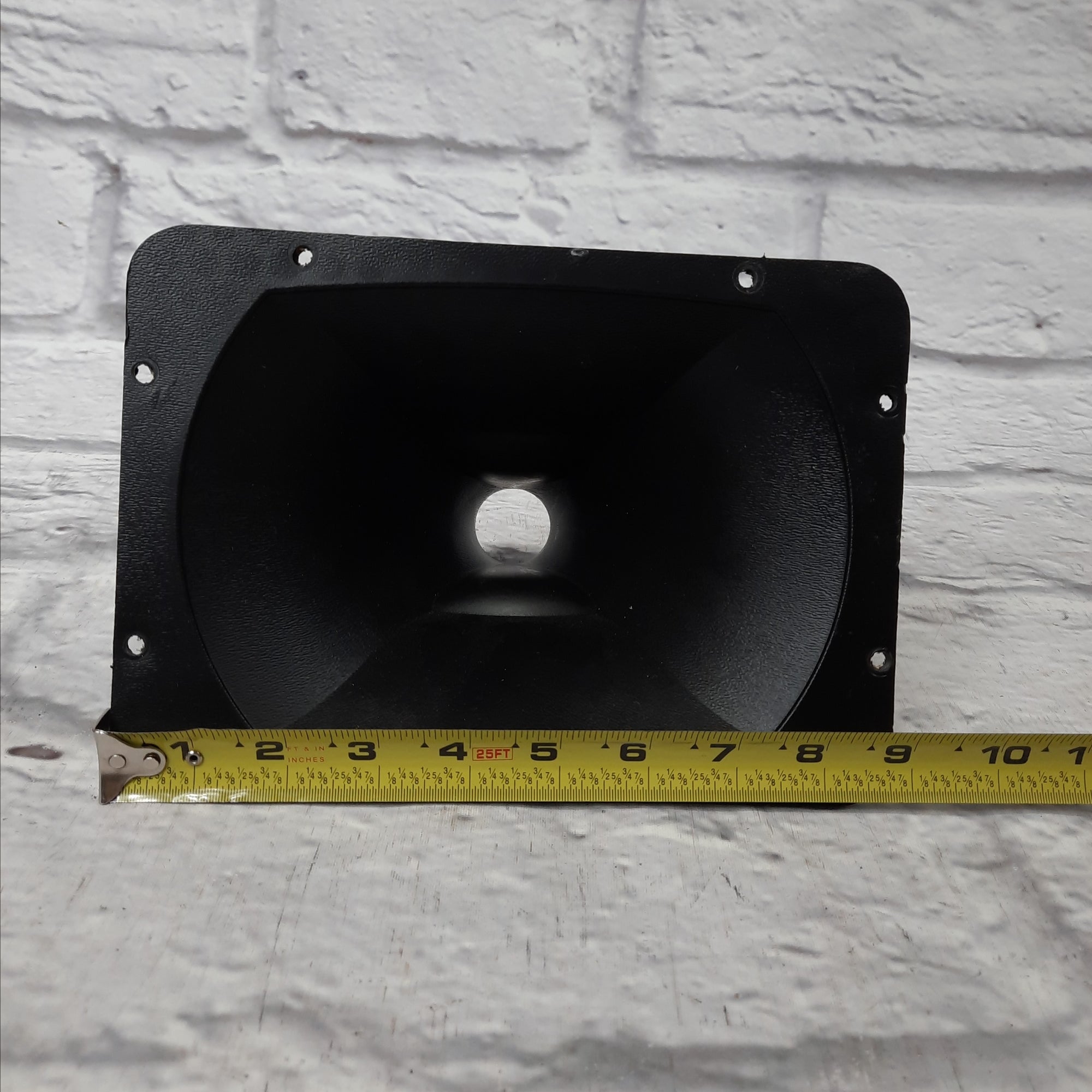 Unknown Speaker Horns