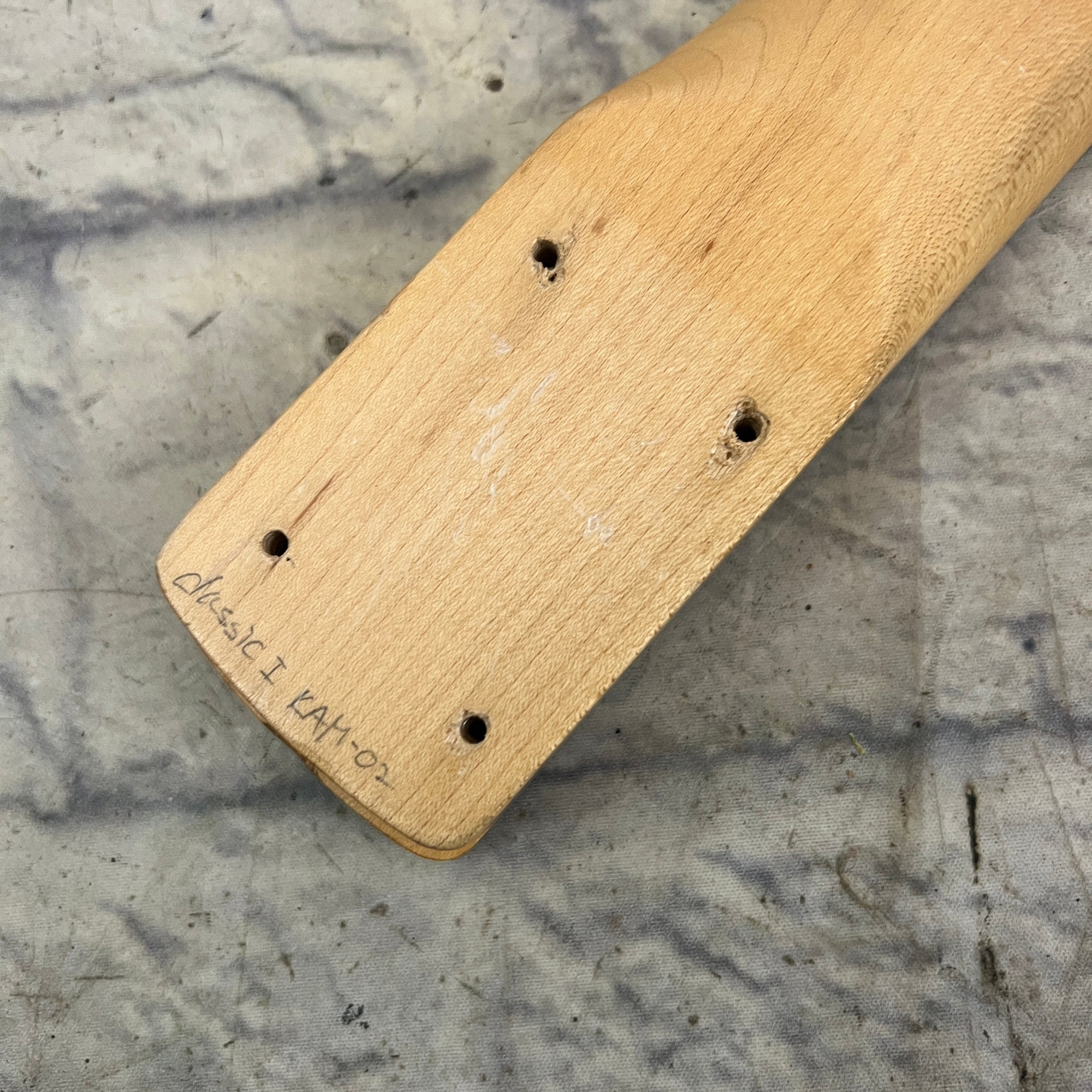 Kramer Classic I Neck