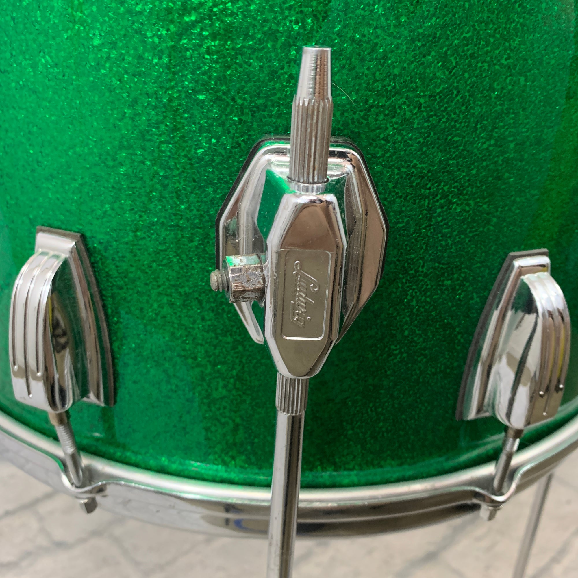 Ludwig B/O Badge 16x15 Floor Tom Green Sparkle 1970
