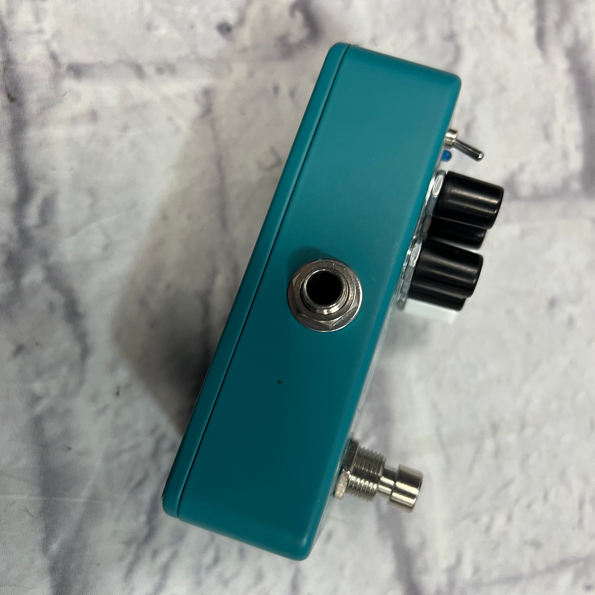 eddy chorus pedal Electro-Harmonix Eddy Analog Vibrato and Chorus Pedal