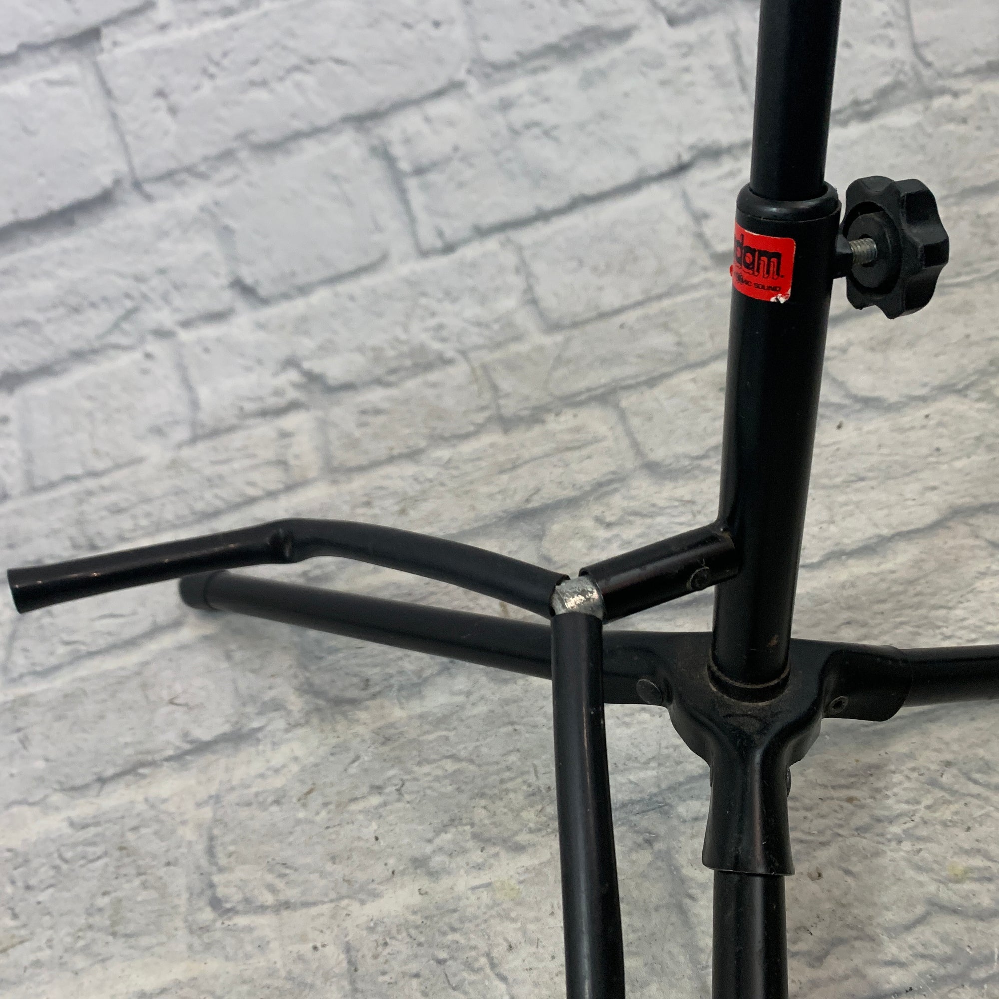 Adam Accessories Guitar Stand