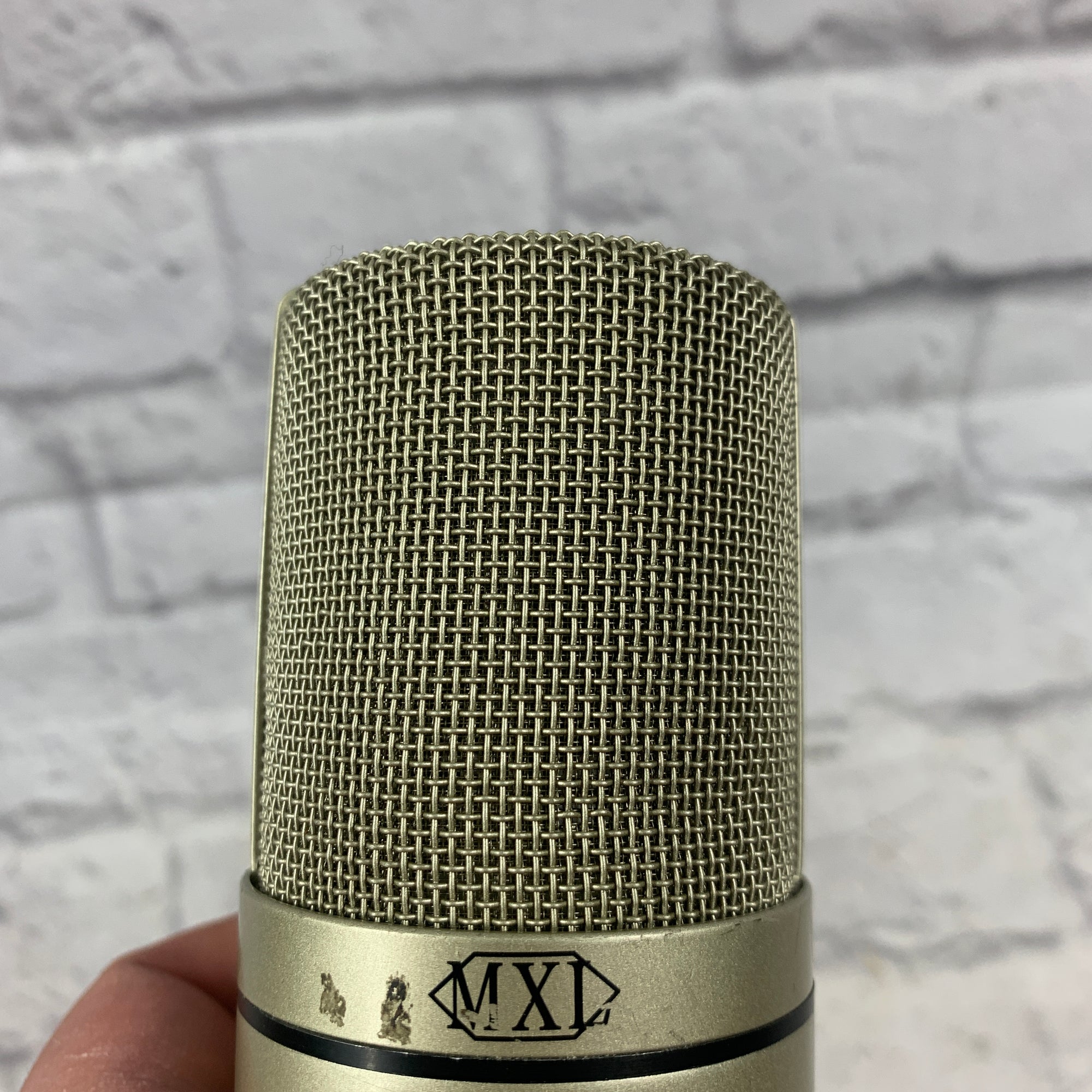MXL 990 Large Diaphragm Condenser Microphone