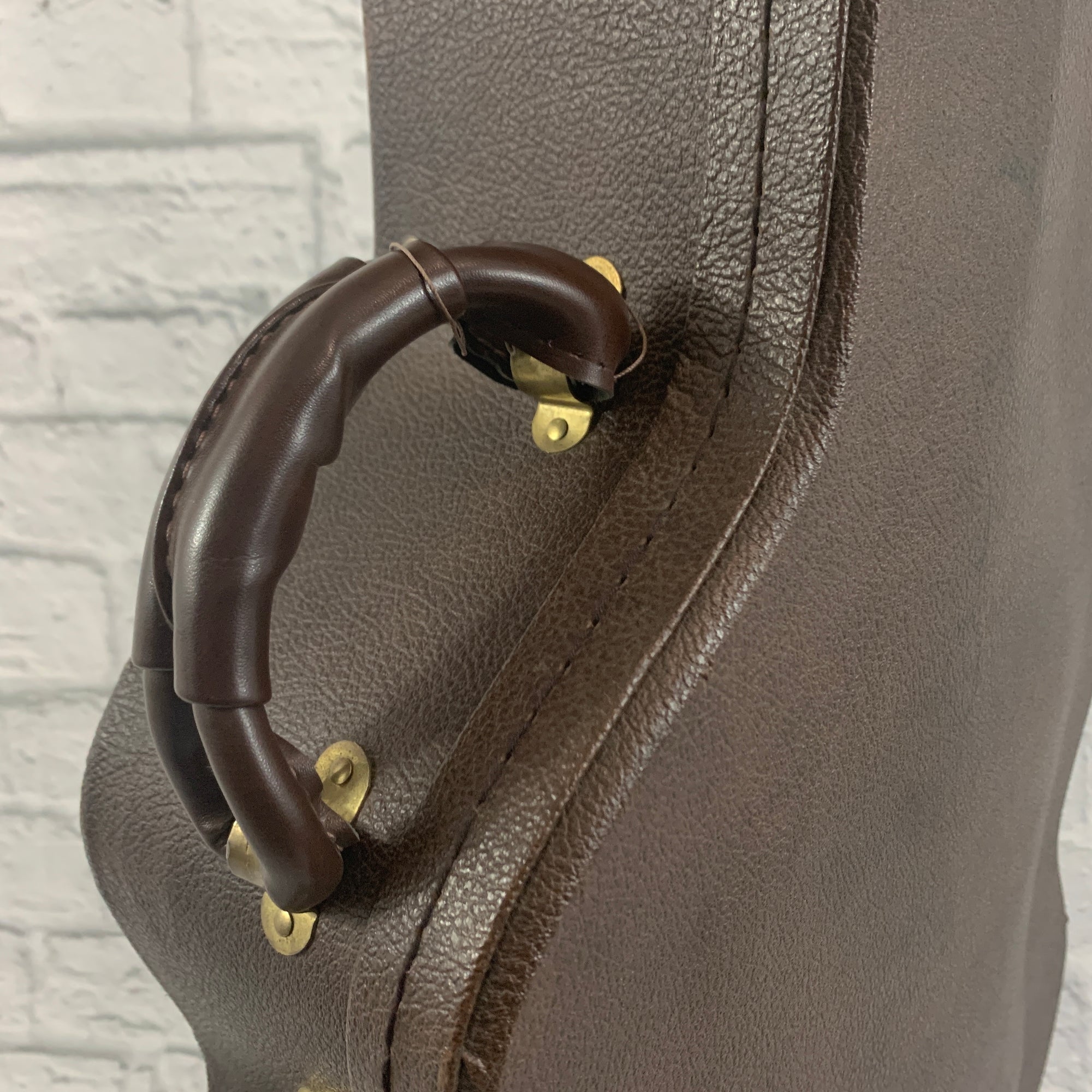 Gibson Jumbo Custom Acoustic Hardshell Case