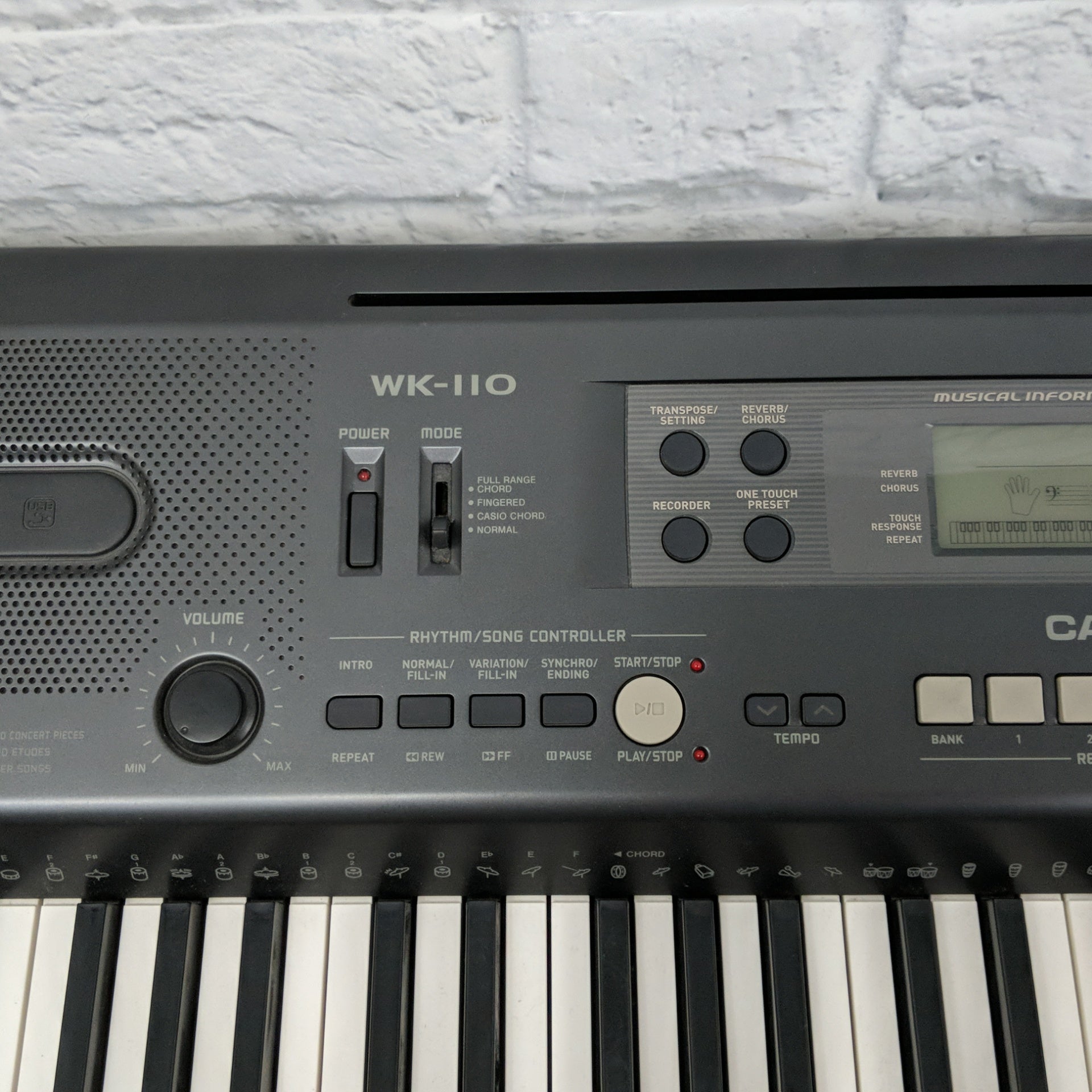 Casio Wk-110 76-Key Keyboard - Evolution Music