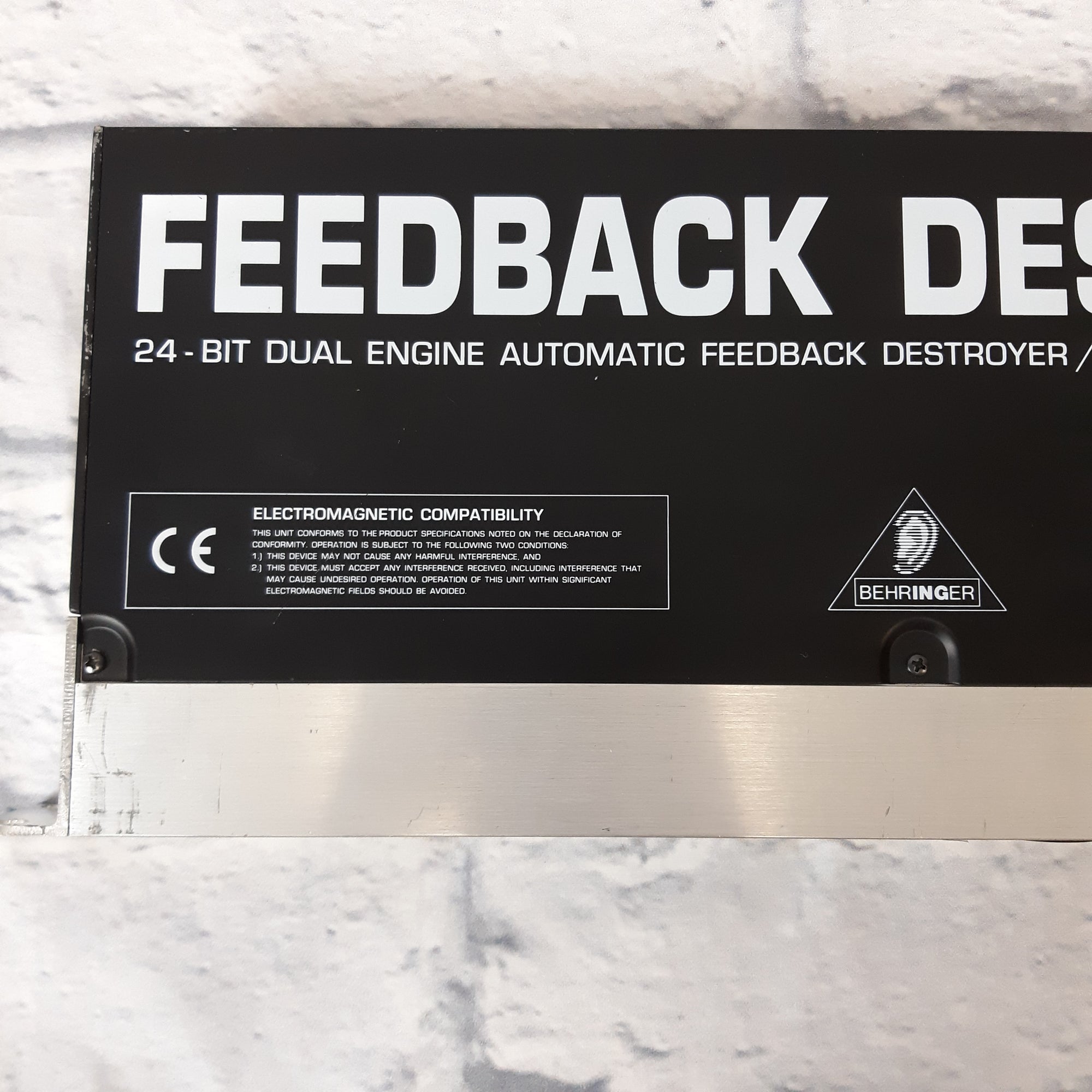 Behringer Feedback Destroyer Pro DSP1124P 24-bit Dual-Engine