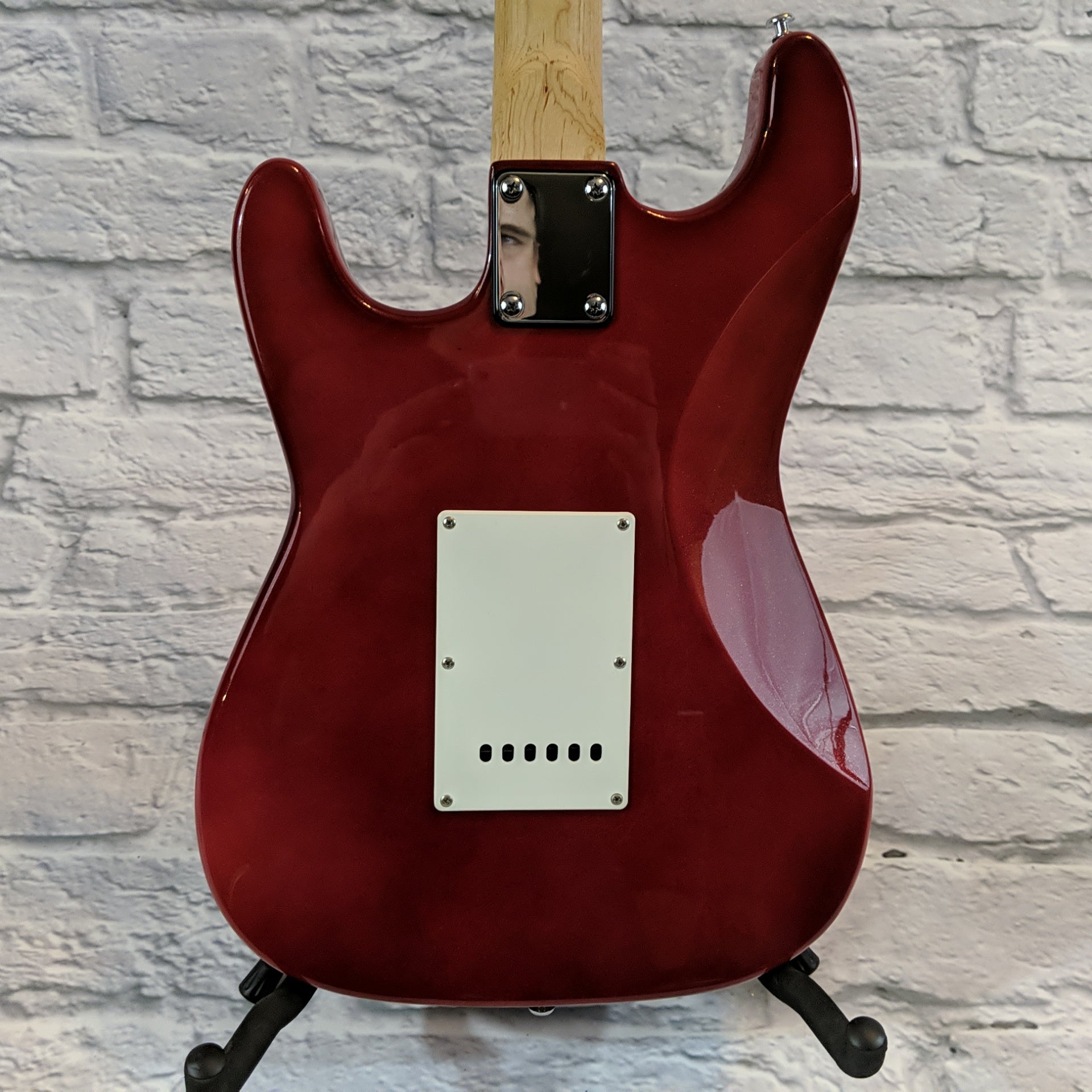 Crestwood Strat Electric Guitar Strawberry Sparkle Burst Finish