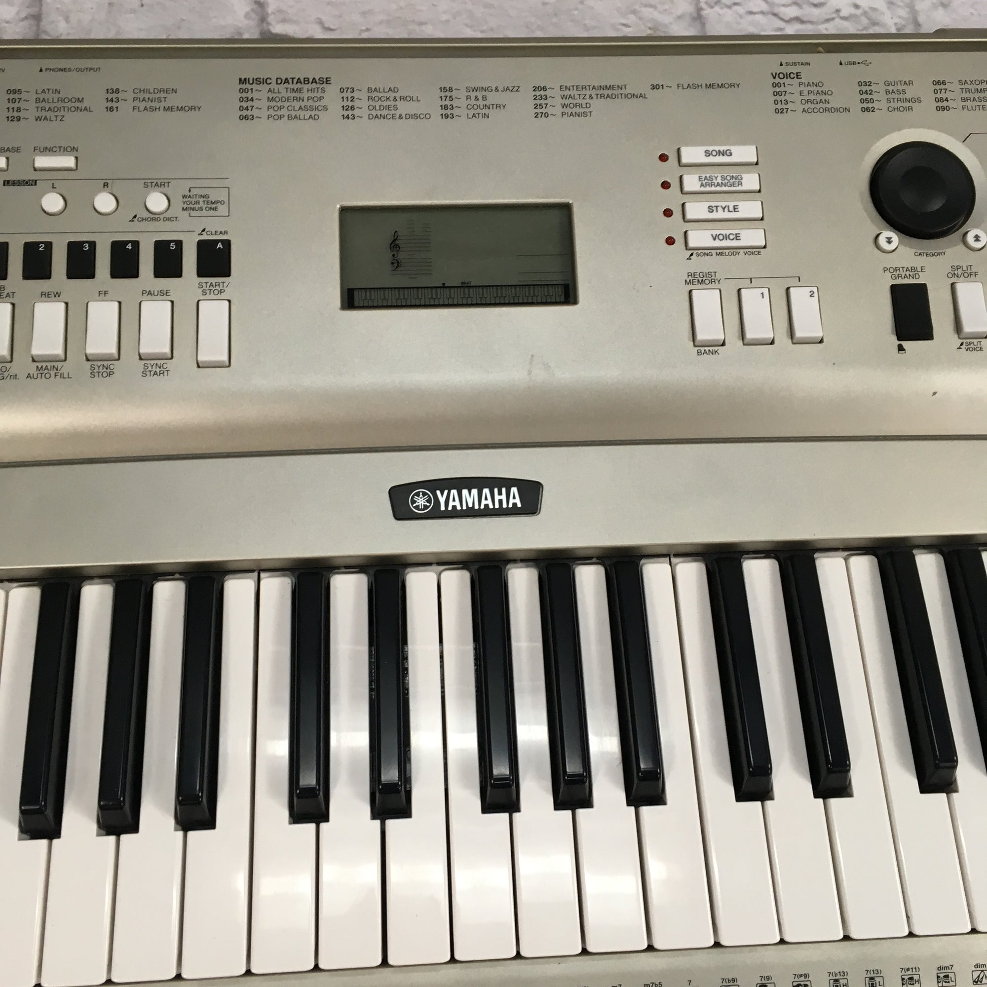 Yamahas YPG-235 76 Key Portable Grand Keyboard