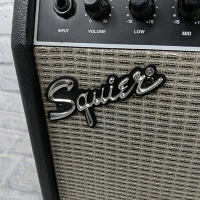 Squier BP-15 Bass Combo Amplifer