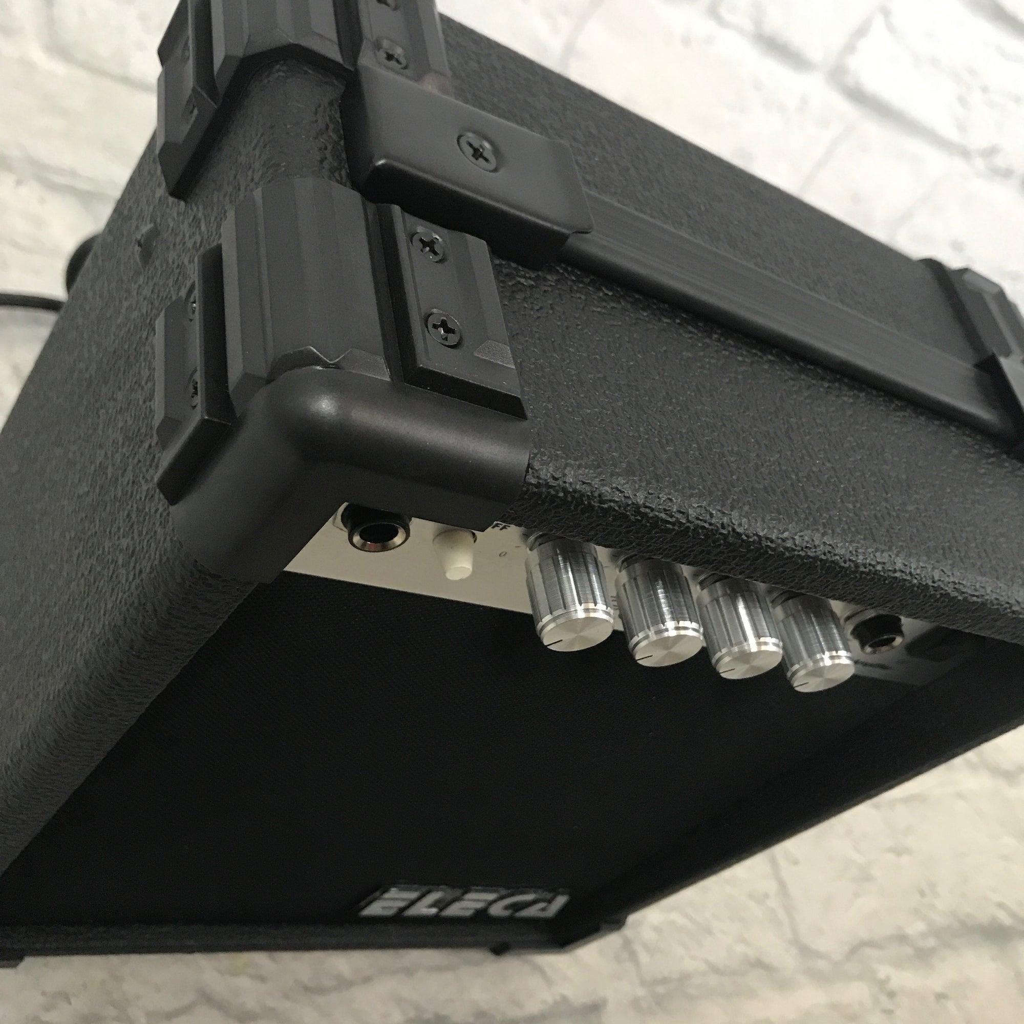 Eleca EG-10J Guitar Amplifier