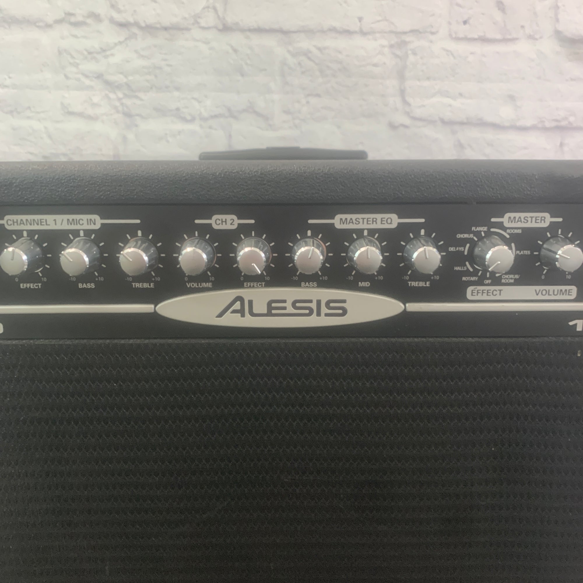 Alesis Sumo "100" Keyboard Amp