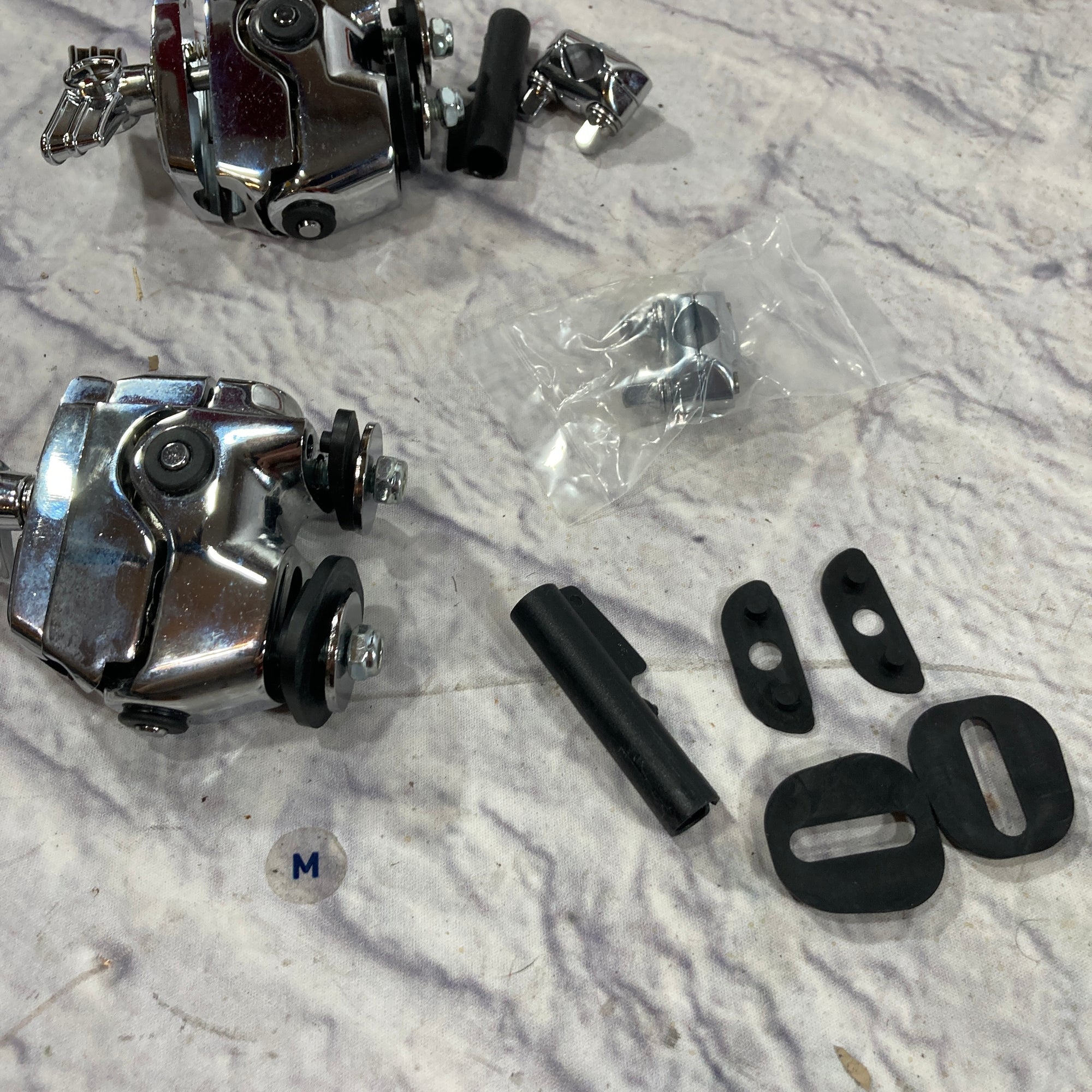 Atlas LAPAM3 Floor Tom Bracket Set