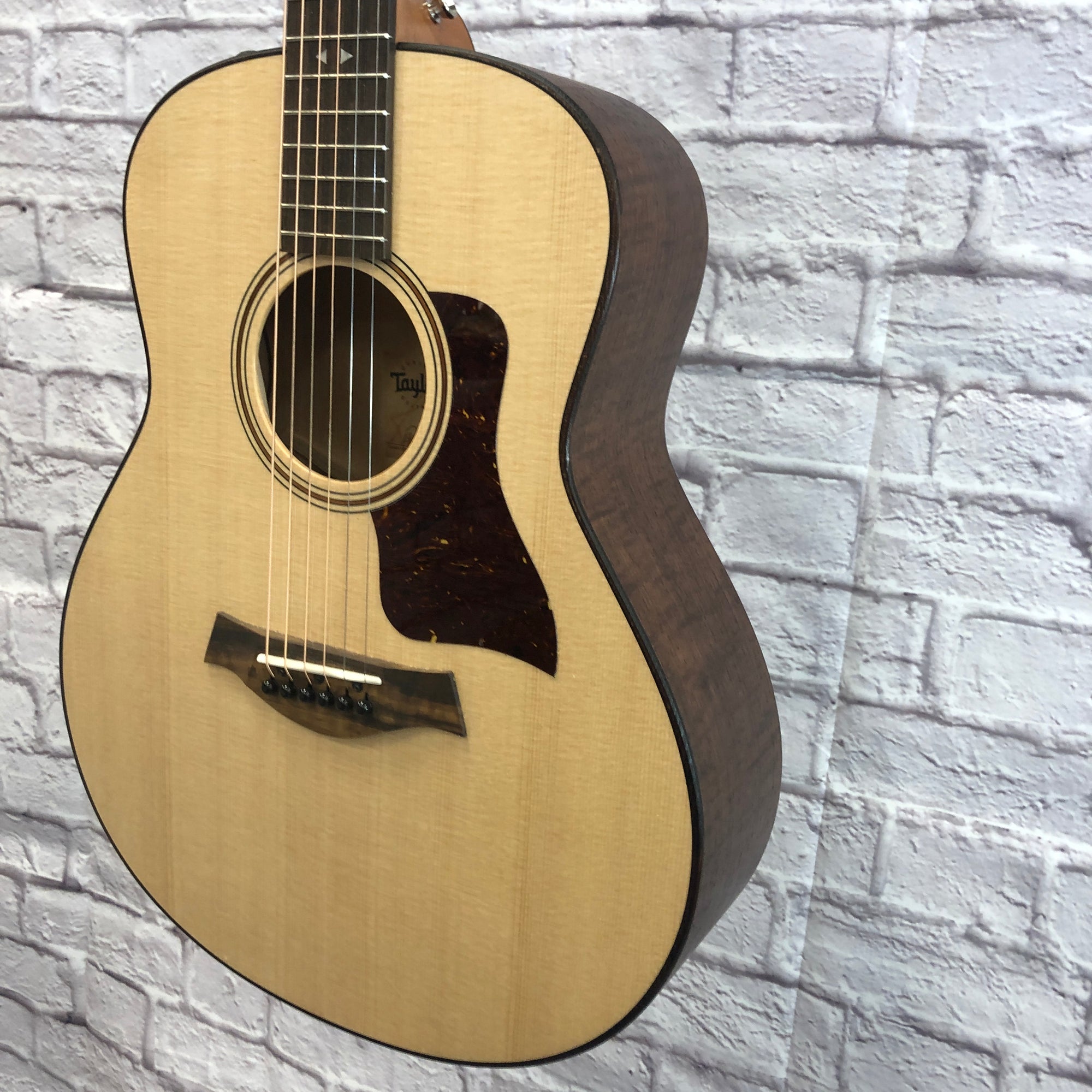 Taylor GTe Urban Ash Grand Theater Acoustic Guitar
