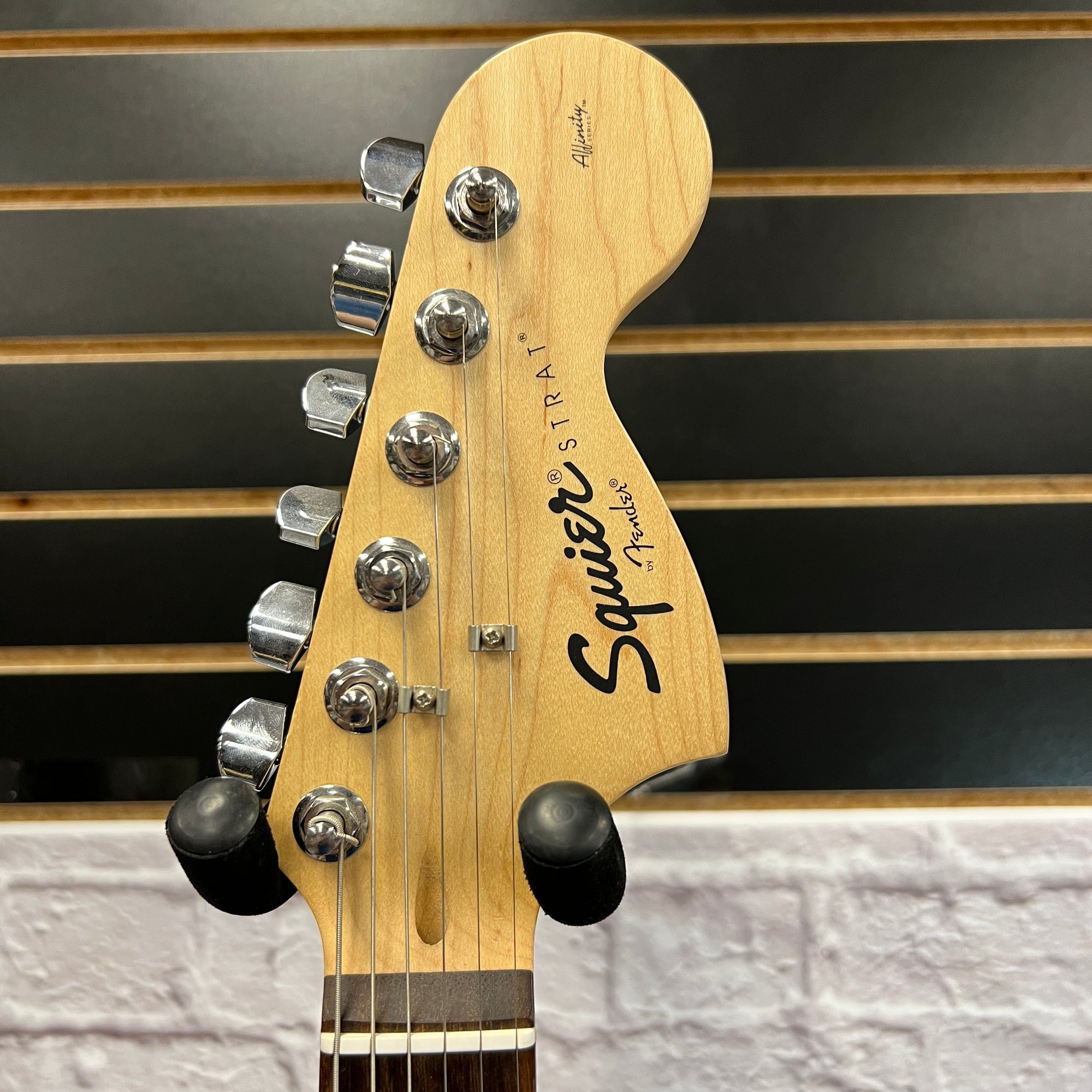 Squier Affinity Stratocaster Electric Guitar - Evolution Music
