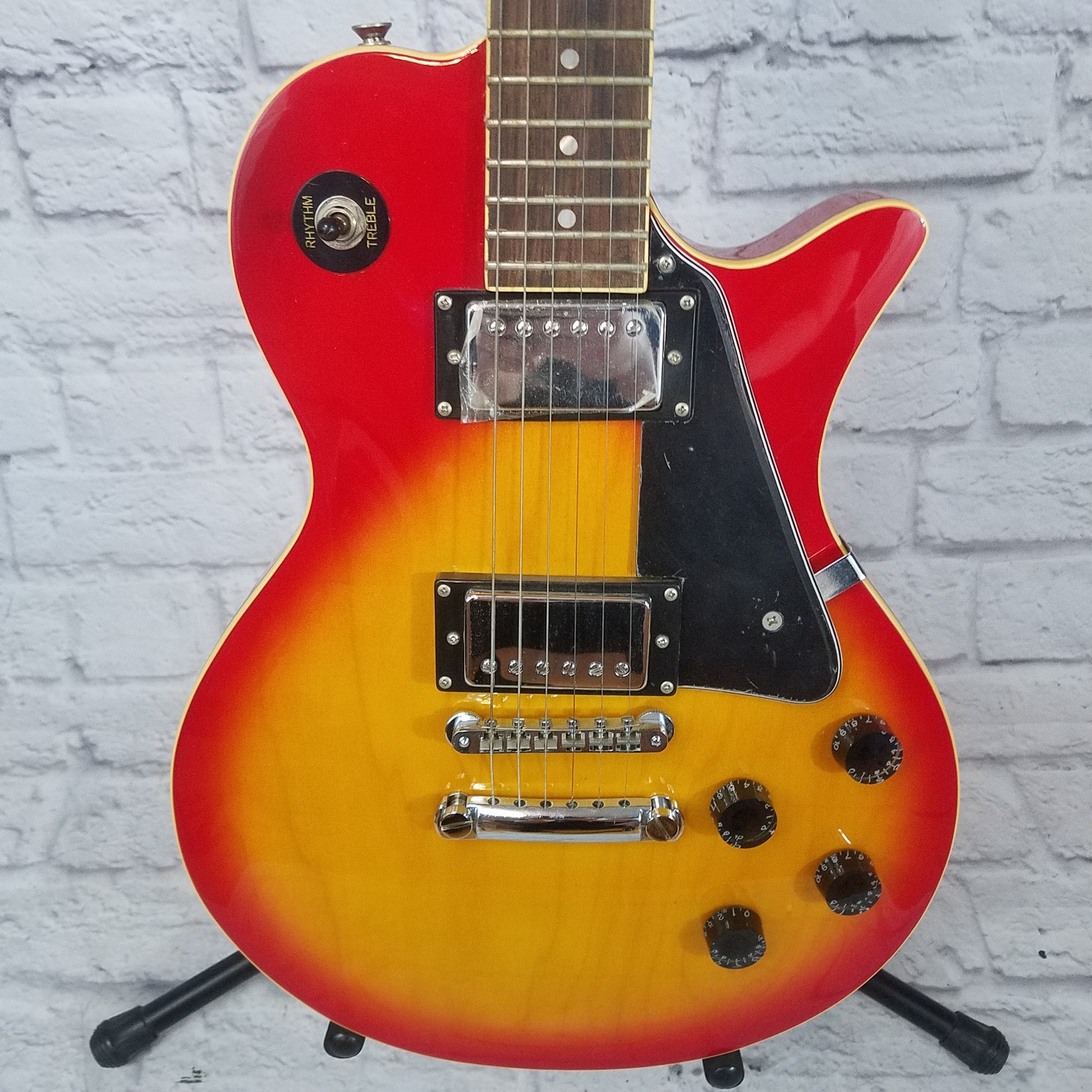 Crestwood LP Style Electric Guitar Cherry Sunburst