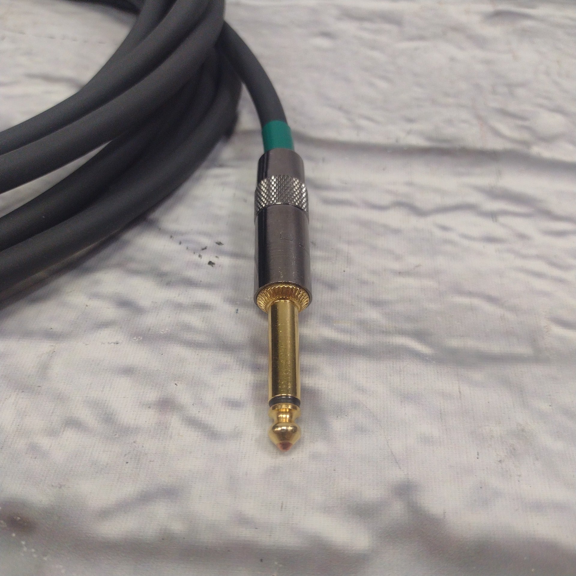 1/4" TS Straight to Right-Angle Instrument Cable - 15ft