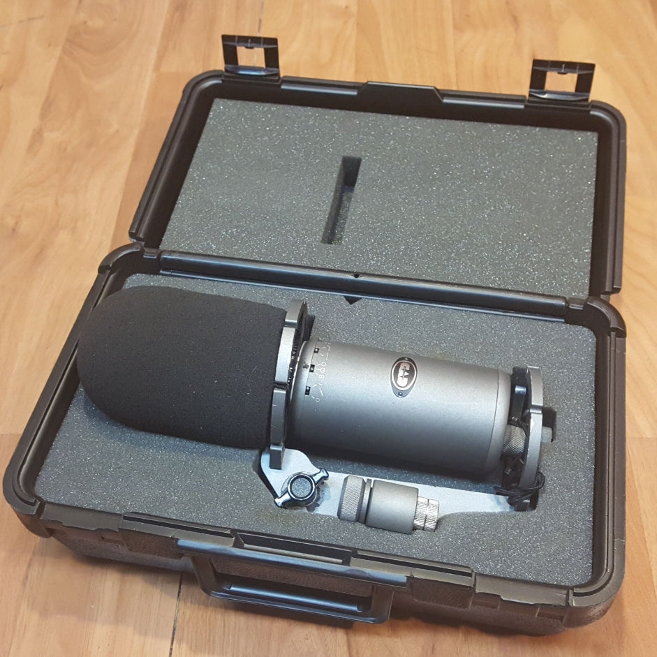 Cad Equitek E-350 Lg Diaphragm Condenser