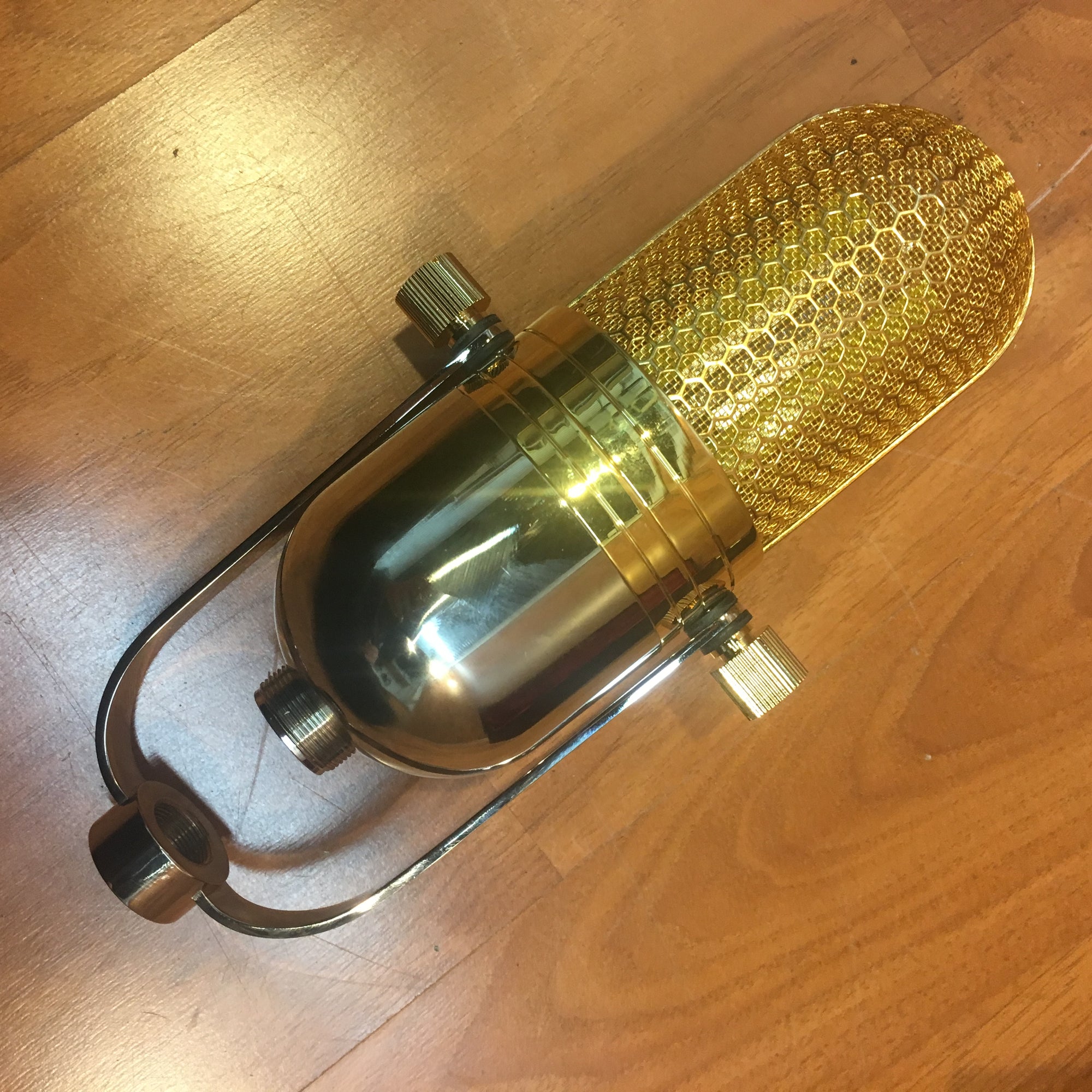 MXL R77 Studio Ribbon Microphone w/ Box